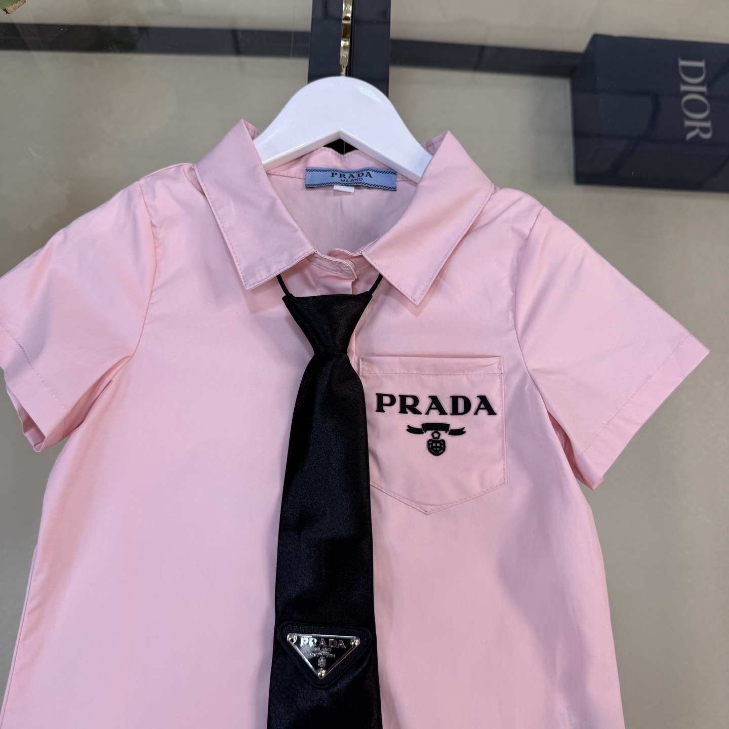 Prada Children’s School Dress: 100% Cotton, Classic Style, Great Quality, Sizes 110-160 - 图片 4