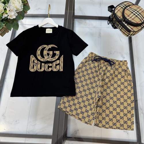 Gucci Kids' Cotton Short Sleeve T-Shirt & Shorts Set 1 Gucci Kids' Cotton Short Sleeve T-Shirt & Shorts Set