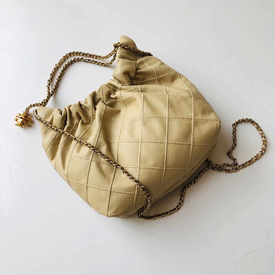 Tory Burch ～Tory Burch Hobo单肩包 Fleming小号福袋流浪包 选用柔软细腻的羊皮 精心打造