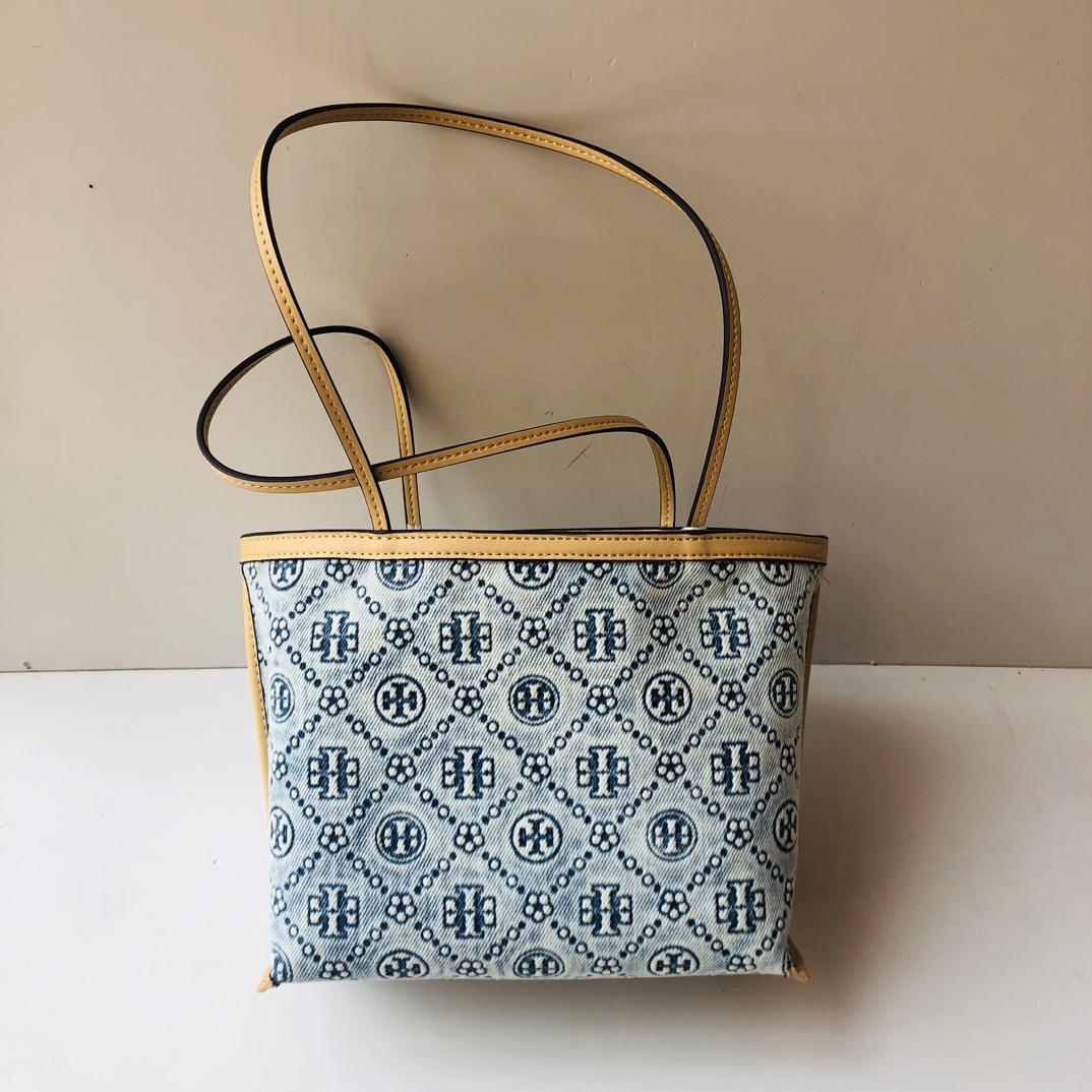 Tory Burch ～ T Monogram 图案 精选面料 轻松打造 怀旧风 魅力隽永又风格独具