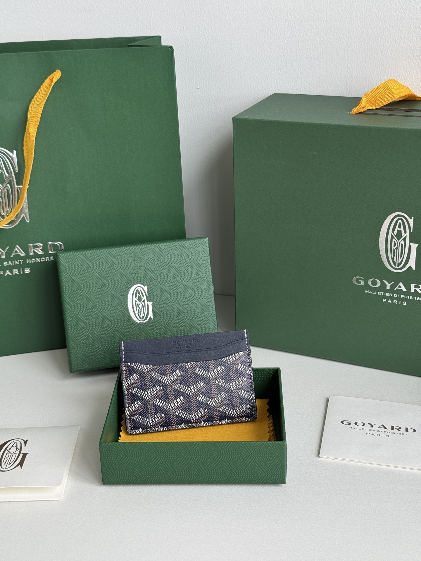 GOYARD カードケース ミニデザイン コンパクトで便利
