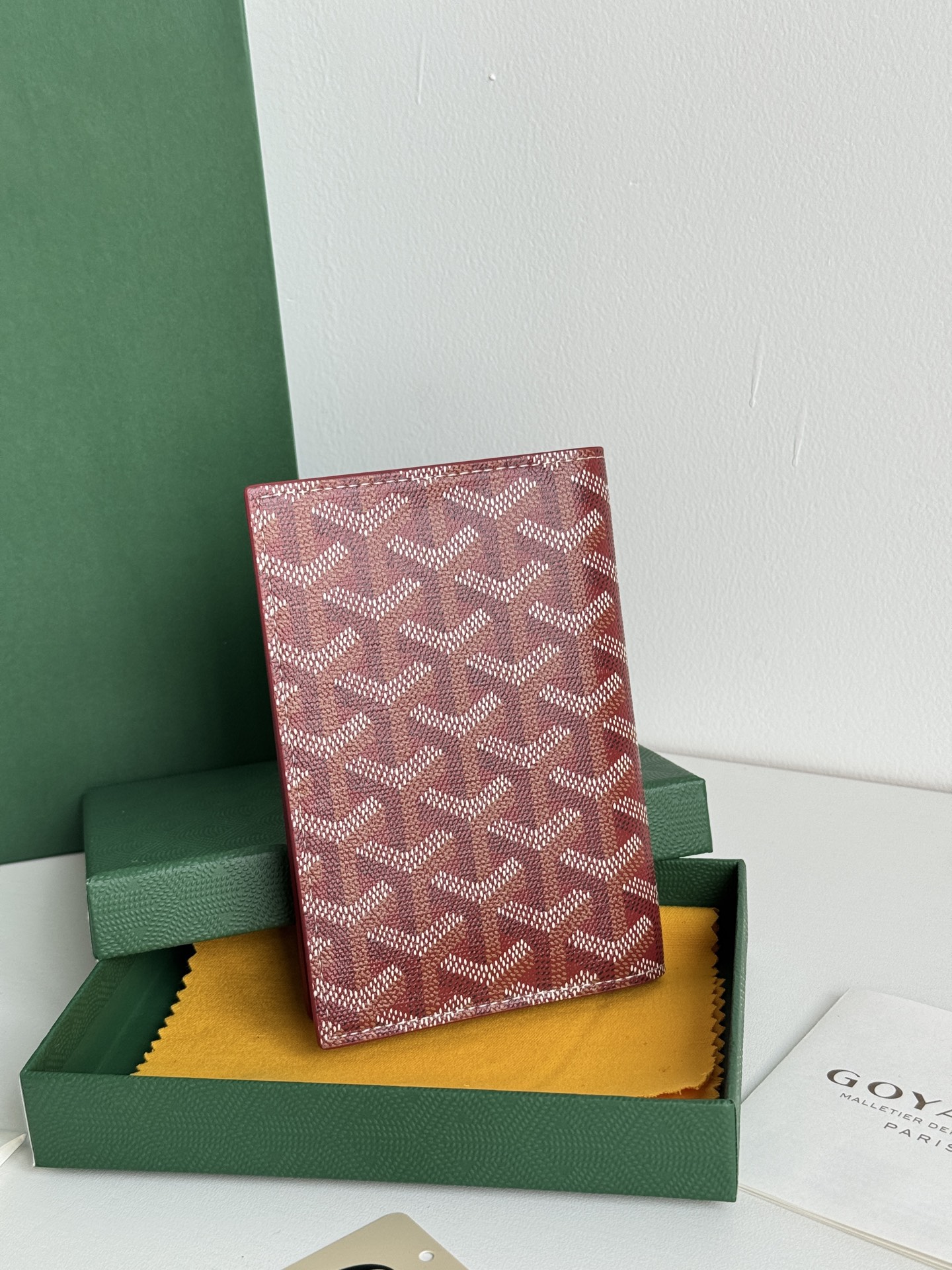 戈雅家 经典款护照夹 - 旅行に最適な収納力