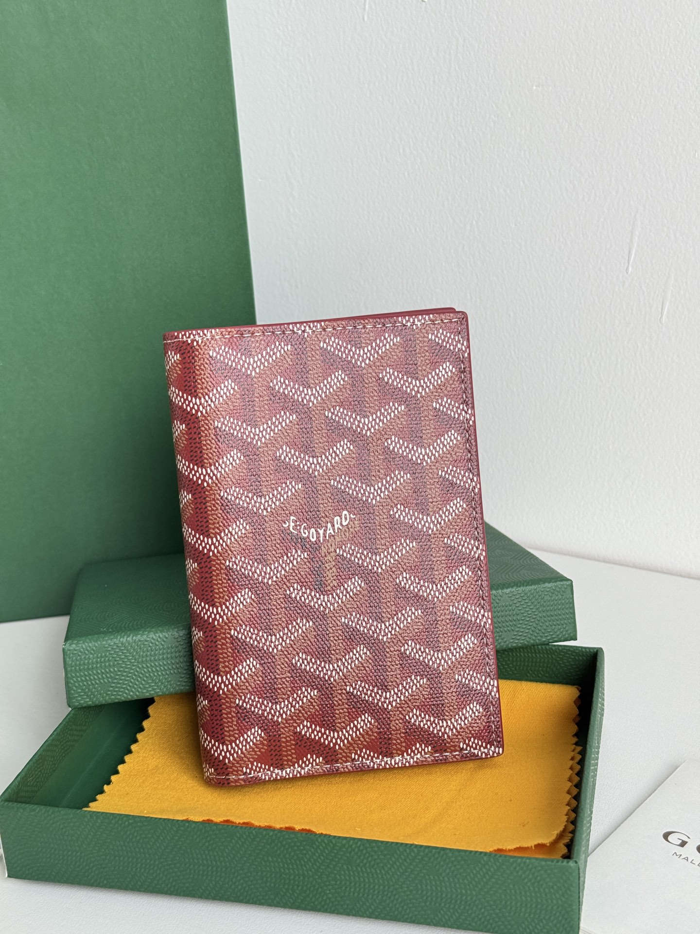 戈雅家 经典款护照夹 - 旅行に最適な収納力