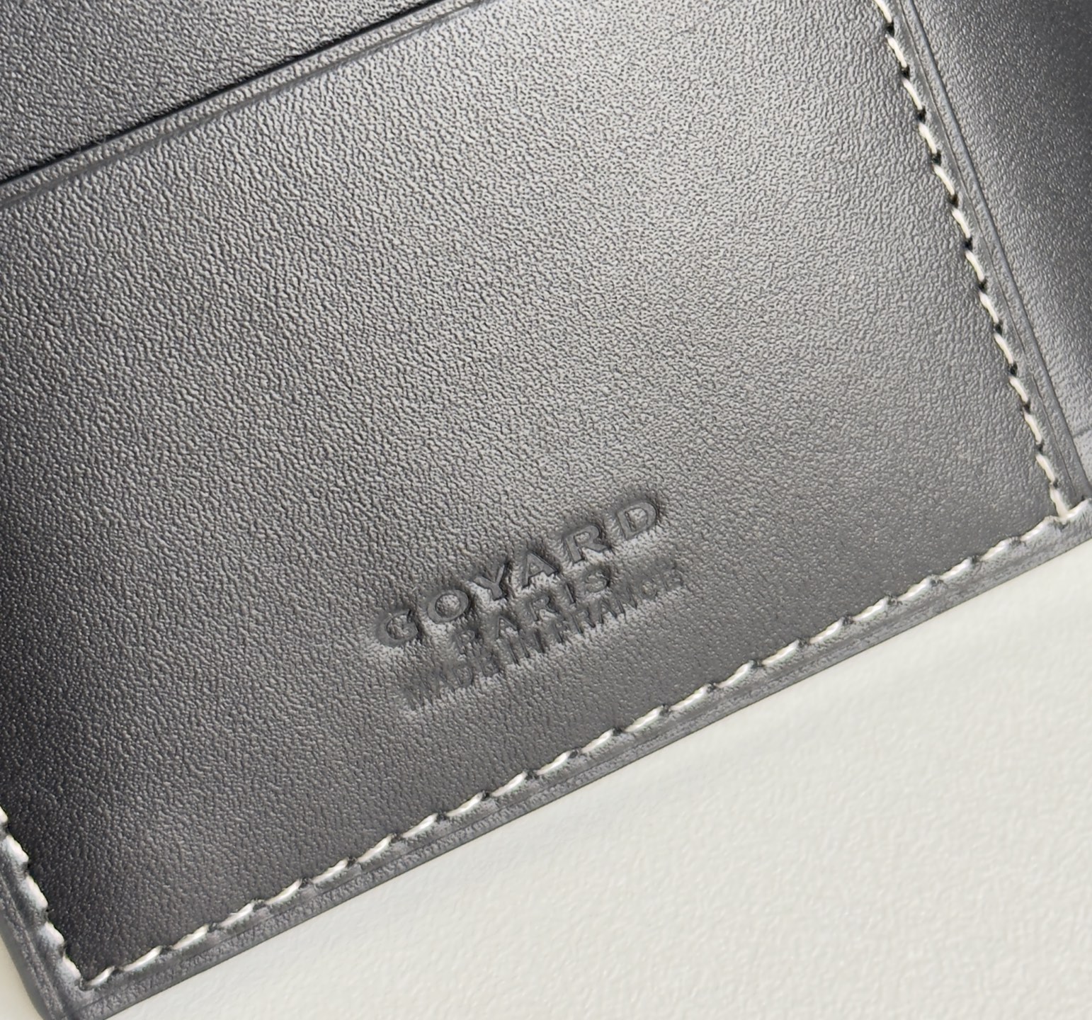 戈雅家 经典款护照夹 - 旅行に最適な収納力