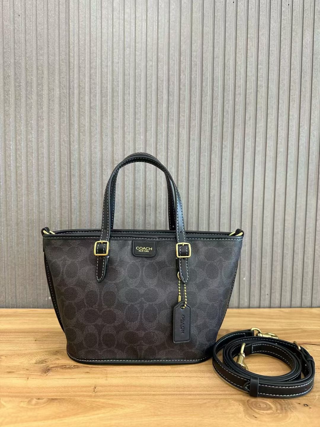 _dvT9sDHrUCyCqeItRzh7ctBT82-K6e_of01790w