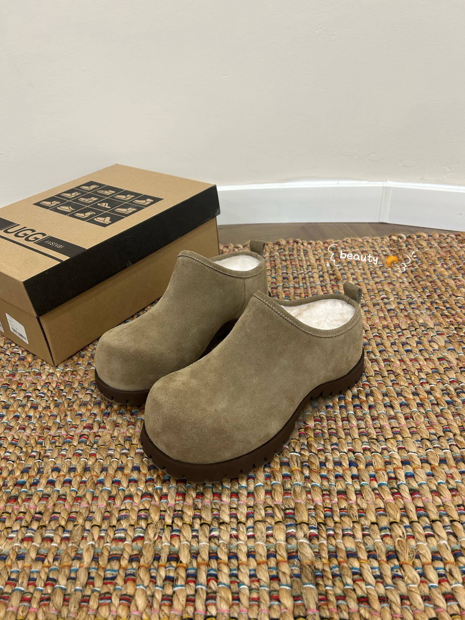 🌹2025UGG土豆内增高,size:35-40.一秒上街 秋冬季必入绝对踩屎感超强·宽脚掌最爱 贼显瘦