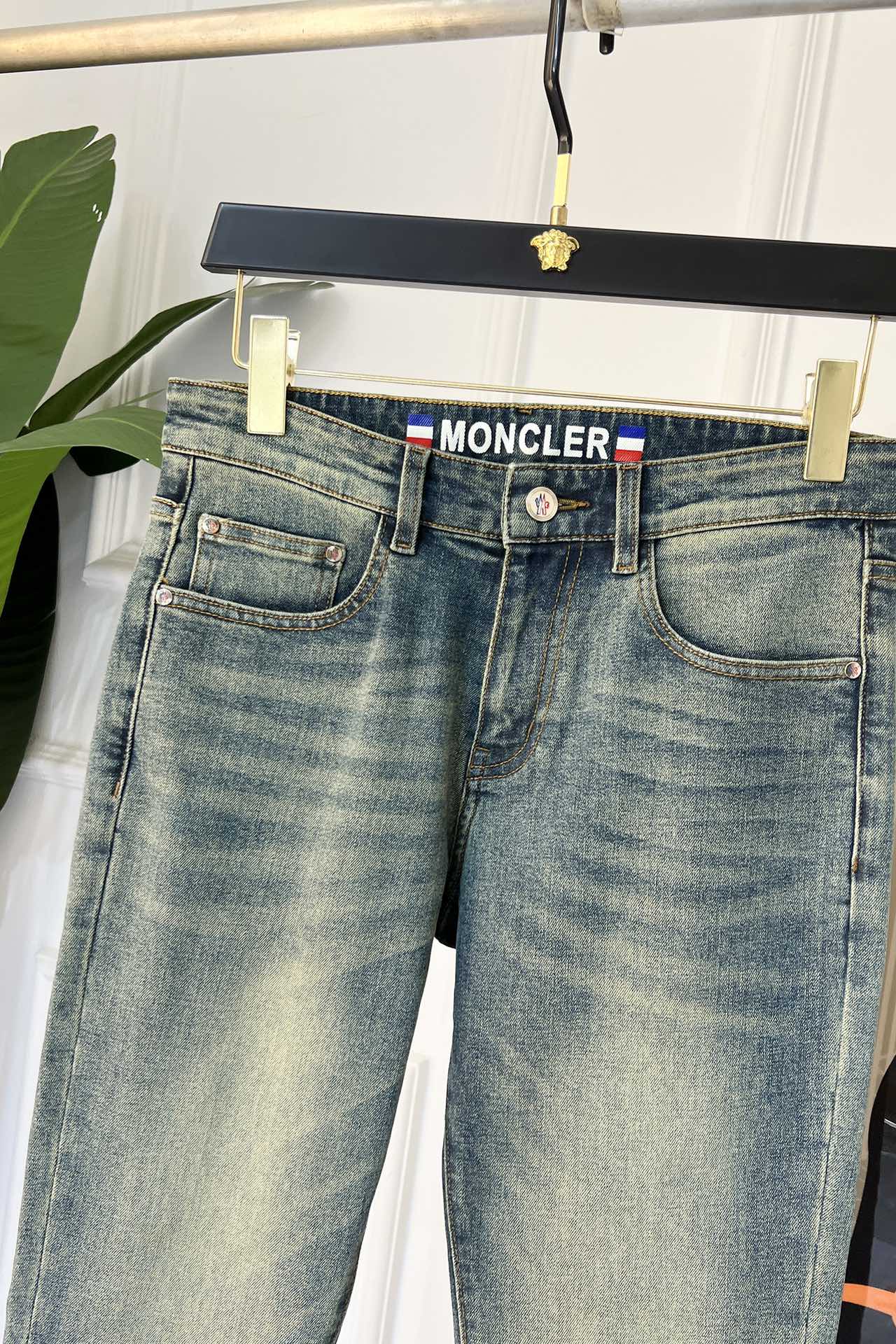 盟可睐 Moncler 高定典藏名品高定成衣时装外套连衣裙衬衫T恤 #CDE3714C 4