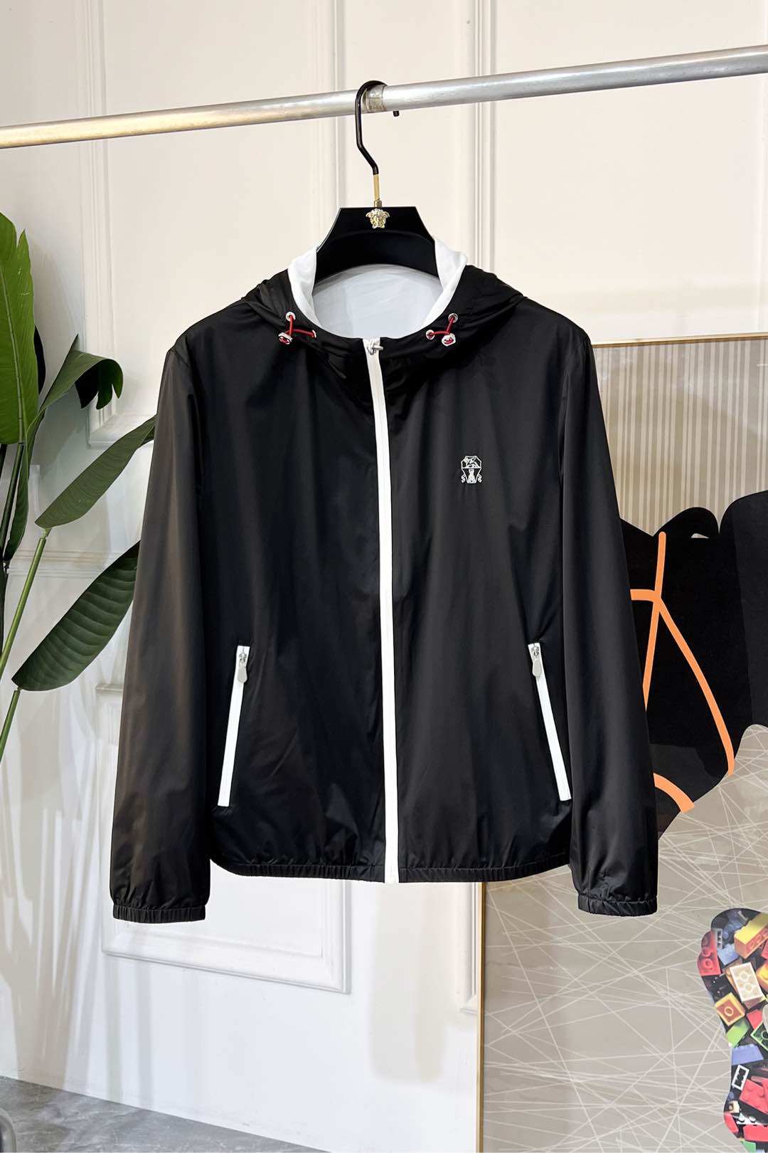 NO:116233,Bc - 2025ss Snake Year New Year Spring Jacket Jacket, customized high-quality polyester fiber fabric!  Top-level fashion brand elements logo design, complete with three standards!  The original hardware and accessories have smooth lines and exquisite craftsmanship, excellent upper body style, comfortable fabric, windproof and warm, and casual matching are very fashionable, handsome, casual and fashionable men's must-have!  Size M-3XL (model 178/145 catties wear L), Jackets & coats, Jackets & coats, Alexander wang19860909Bc - 2025ss蛇年贺岁款春装夹克外套,定制高品质聚酯纤维面料！顶级时尚大牌元素logo设计,三标齐全！原版五金辅料,线条流畅,工艺精致,上身版型超赞,面料舒适,挡风保暖,随意搭配都非常时尚帅气休闲时尚男仕必备款哦！尺码M-3XL（模特178/145斤穿L）,,jackets & coats,jackets & coats,alexander wang,Men's clothing