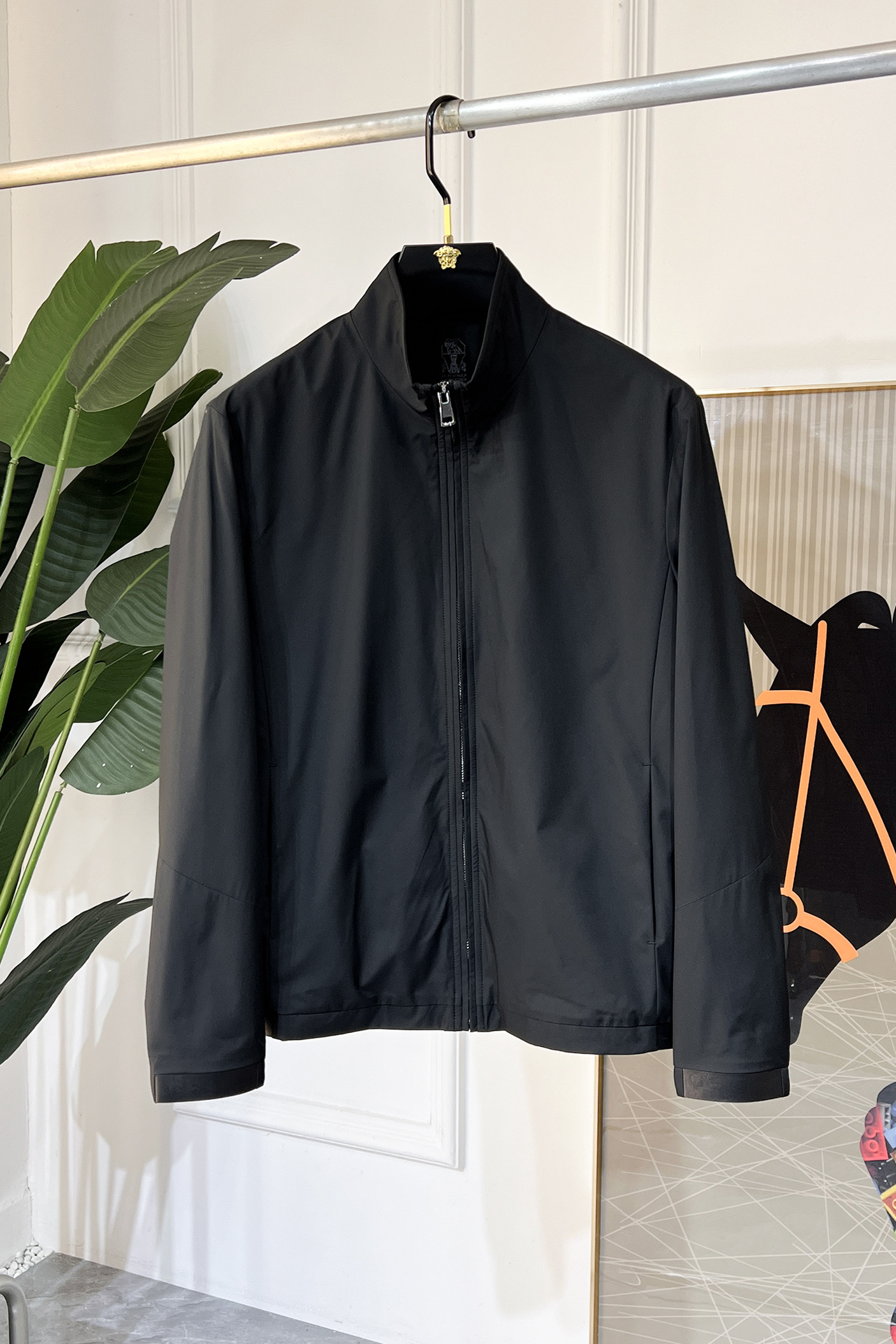 NO:117743,Bc - 2025ss Snake Year New Year Spring Jacket Jacket, customized high-quality polyester fiber fabric!  Top-level fashion brand elements logo design, complete with three standards!  The original hardware and accessories have smooth lines and exquisite craftsmanship, excellent upper body style, comfortable fabric, windproof and warm, and casual matching are very fashionable, handsome, casual and fashionable men's must-have!  Size M-3XL (model 178/145 catties wear L), Jackets & coats, Jackets & coats, Alexander wang19860909Bc - 2025ss蛇年贺岁款春装夹克外套,定制高品质聚酯纤维面料！顶级时尚大牌元素logo设计,三标齐全！原版五金辅料,线条流畅,工艺精致,上身版型超赞,面料舒适,挡风保暖,随意搭配都非常时尚帅气休闲时尚男仕必备款哦！尺码M-3XL（模特178/145斤穿L）,,jackets & coats,jackets & coats,alexander wang,Men's clothing