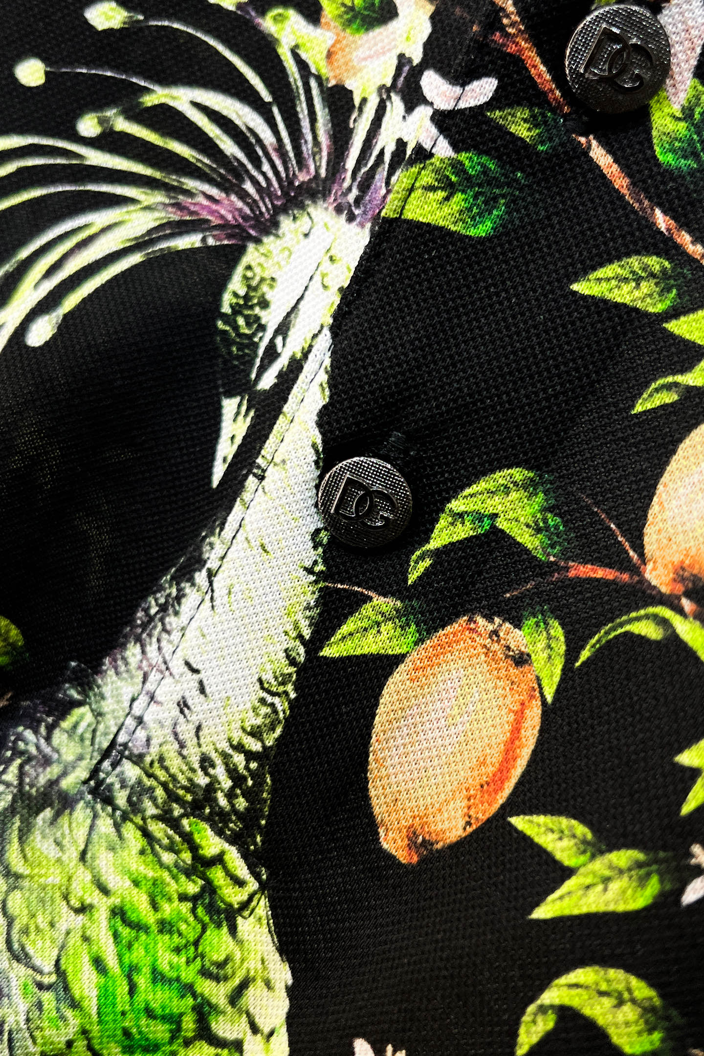 Versace Men's Black Polo Shirt with Peacock and Lemon Print - Casual Fashion 5 i1738640297690 9939 0 4