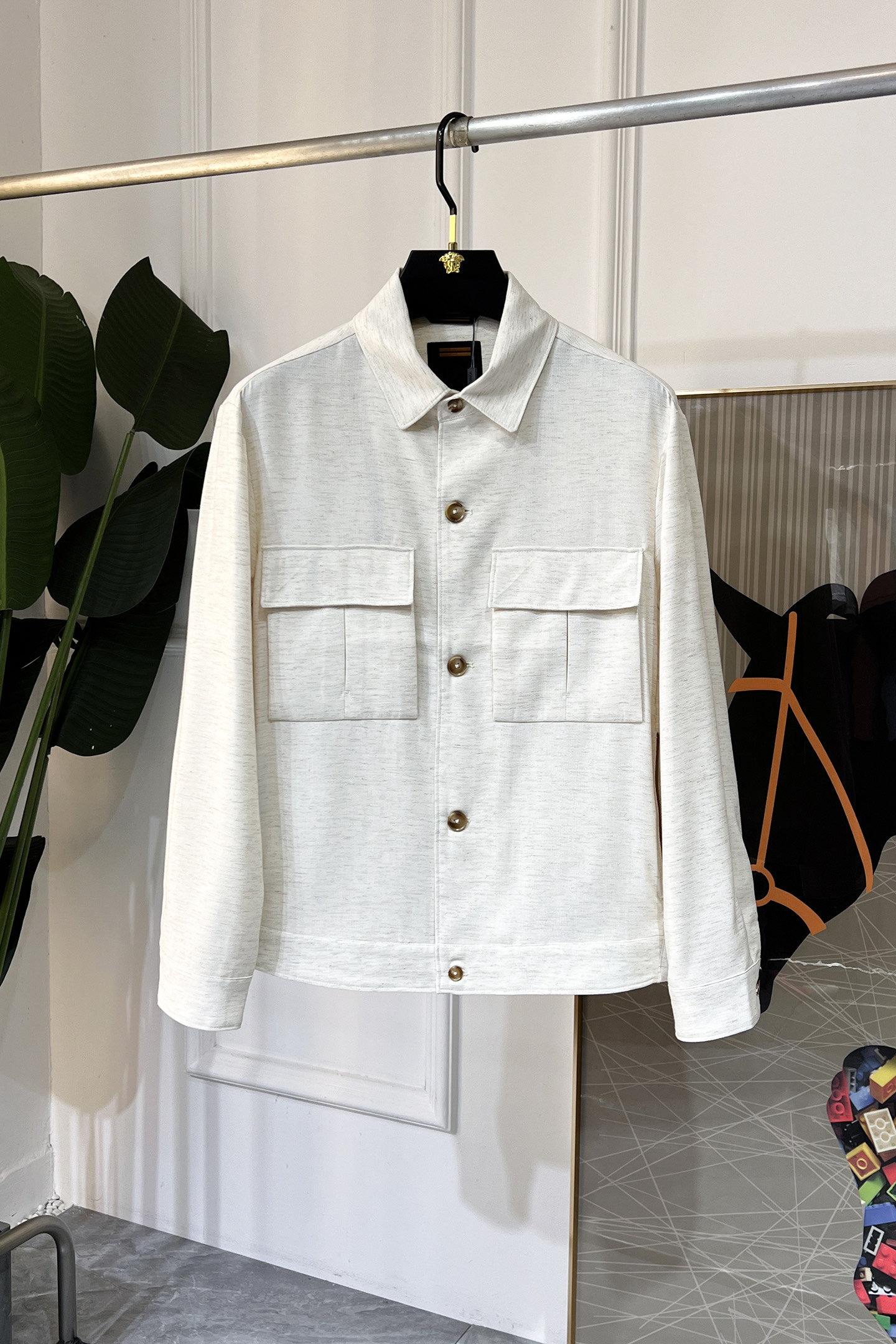 NO:117682,JINIA - 2025ss Snake Year New Year Spring Jacket Jacket, customized high-quality polyester fabric!  Top-level fashion brand elements logo design, complete with three standards!  The original hardware and accessories have smooth lines and exquisite craftsmanship, excellent upper body style, comfortable fabric, windproof and warm, and casual matching are very fashionable, handsome, casual and fashionable men's must-have!  Size M-3XL (model 178/145 catties wear L), zegna, jackets & coats, jackets & coats, alexander wang19860909杰尼娅 - 2025ss蛇年贺岁款春装夹克外套,定制高品质聚酯纤维面料！顶级时尚大牌元素logo设计,三标齐全！原版五金辅料,线条流畅,工艺精致,上身版型超赞,面料舒适,挡风保暖,随意搭配都非常时尚帅气休闲时尚男仕必备款哦！尺码M-3XL（模特178/145斤穿L）,,zegna,jackets & coats,jackets & coats,alexander wang,Men's clothing