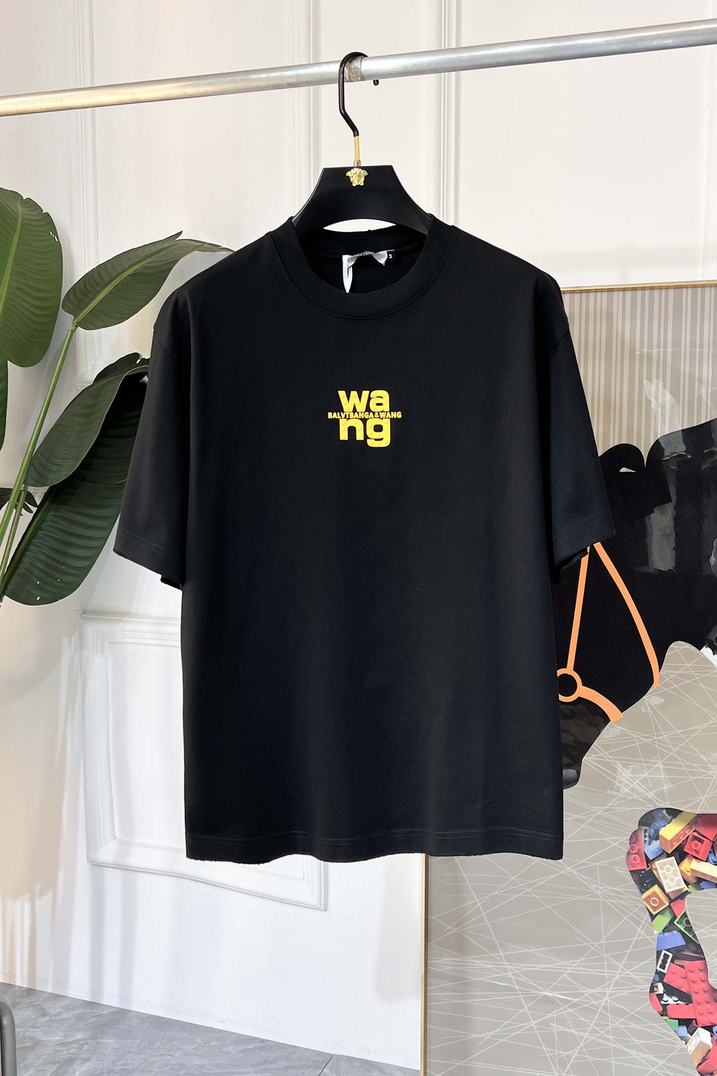 NO:117686,Da Wang - 2025ss Snake Year New Year Spring and Summer Boutique Micro-Large Edition Short-Sleeve T-shirt Official Website Synchronization High-end Quality Customized Top-grade Long-length Cotton Fabric, Top-grade Factory 1:1 Production, Fashionable Brand Heavy Crafts Logo Design, Soft and Delicate Hands, Comfortable Skin-friendly and Casual, Very Good Body, Handsome, Handsome, Handsome, Handsome, Handsome, Handsome, Handsome, Handsome, Handsome, Handsome, Handsome, Handsome, Handsome, Handsome, Handsome, Handsome, Handsome, Handsome, Handsome, Handsome, Handsome, Handsome, Handsome, Handsome, Handsome, Handsome, Handsome, Handsome, Handsome, Handsome, Handsome, Handsome, Handsome, Handsome, Handsome, Handsome, Handsome, Handsome, Handsome, Handsome, Handsome, Handsome, Handsome, Handsome, Handsome, Handsome, Handsome, Handsome, Handsome, Handsome, Handsome, Handsome, Handsome, Handsome, Handsome, Handsome, Handsome, Handsome, Handsome, Handsome, Handsome, Handsome, Handsome, Handsome, Handsome, Handsome, Handsome, Handsome, Handsome, Handsome, Handsome, Handsome, Handsome, Handsome, Handsome, Handsome, Handsome, Handsome, Handsome, Handsome, Handsome, Handsome, Handsome, Handsome, Handsome, Handsome, Handsome, Handsome, Handsome, Handsome, Handsome, Handsome, Handsome, Handsome, Handsome, Handsome, Handsome, Hands19860909大Wang - 2025ss蛇年贺岁款春夏精品微阔版短袖T恤 官网同步 高端品质 定制顶级长绒棉面料,顶级大厂1:1制作,时尚大牌重工艺logo设计,手感柔软细腻 穿着亲肤舒适 百搭休闲 上身非常赞 帅气 潮男必备品 宽松尺码M-3XL 最大可穿200斤,,T-shirt,tees，t-shirt,alexander wang,Men's clothing