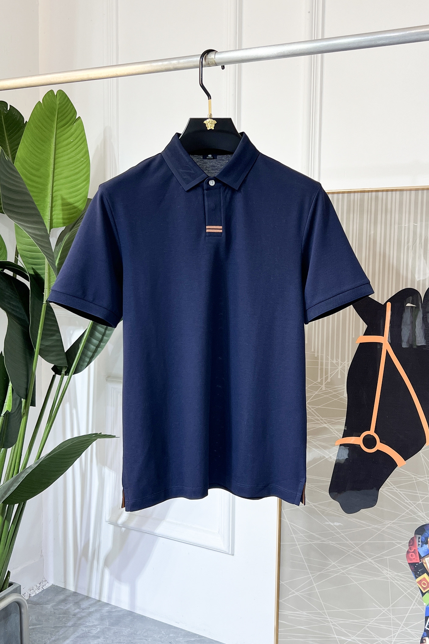 NO:523179,JINIA - 2025ss Snake Spring and Summer New Polo Collar Short Sleeve Series. Selected high-quality double mercerated bead floor cotton fabric, fashionable brand element logo design, excellent upper body style, delicate, comfortable and breathable fabric, super beautiful and stylish men's must-have style!  Size M-4XL can wear up to 200 catties!  ,zegna,T-shirt,alexander wang19860909杰尼娅- 2025ss蛇年春夏新款polo领短袖系列.精选优质双丝光珠地棉面料,时尚大牌元素logo设计,上身版型超赞,面料细腻舒适透气,随意搭配都超级好看时尚型男必备款哦！尺码M-4XL 最大可穿200斤！,,zegna,T-shirt,alexander wang,Men's clothing