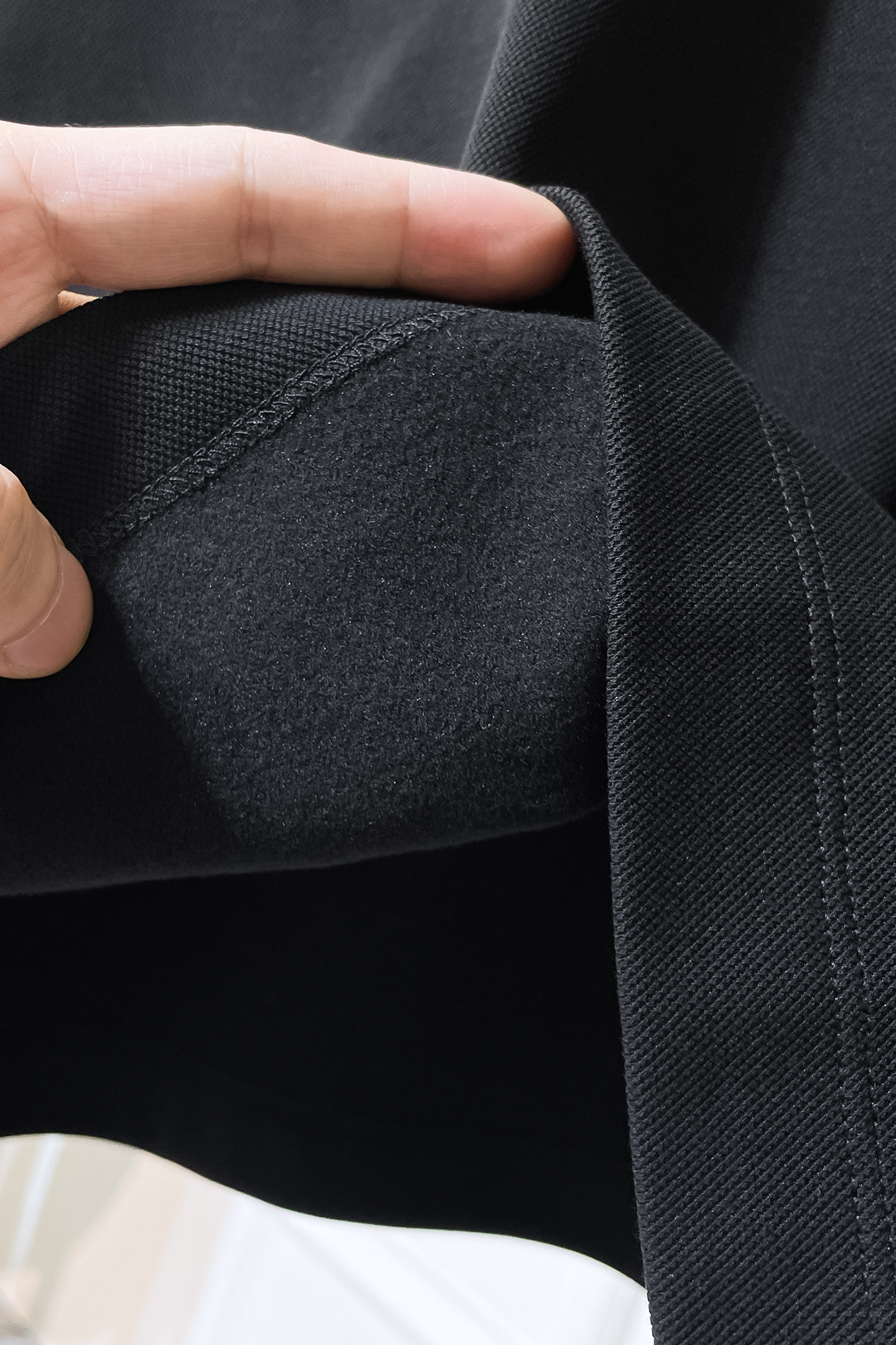 Dior Men's Black Long Sleeve Polo Shirt with Embroidered Logo 12 i1755497337856 3909 0 10