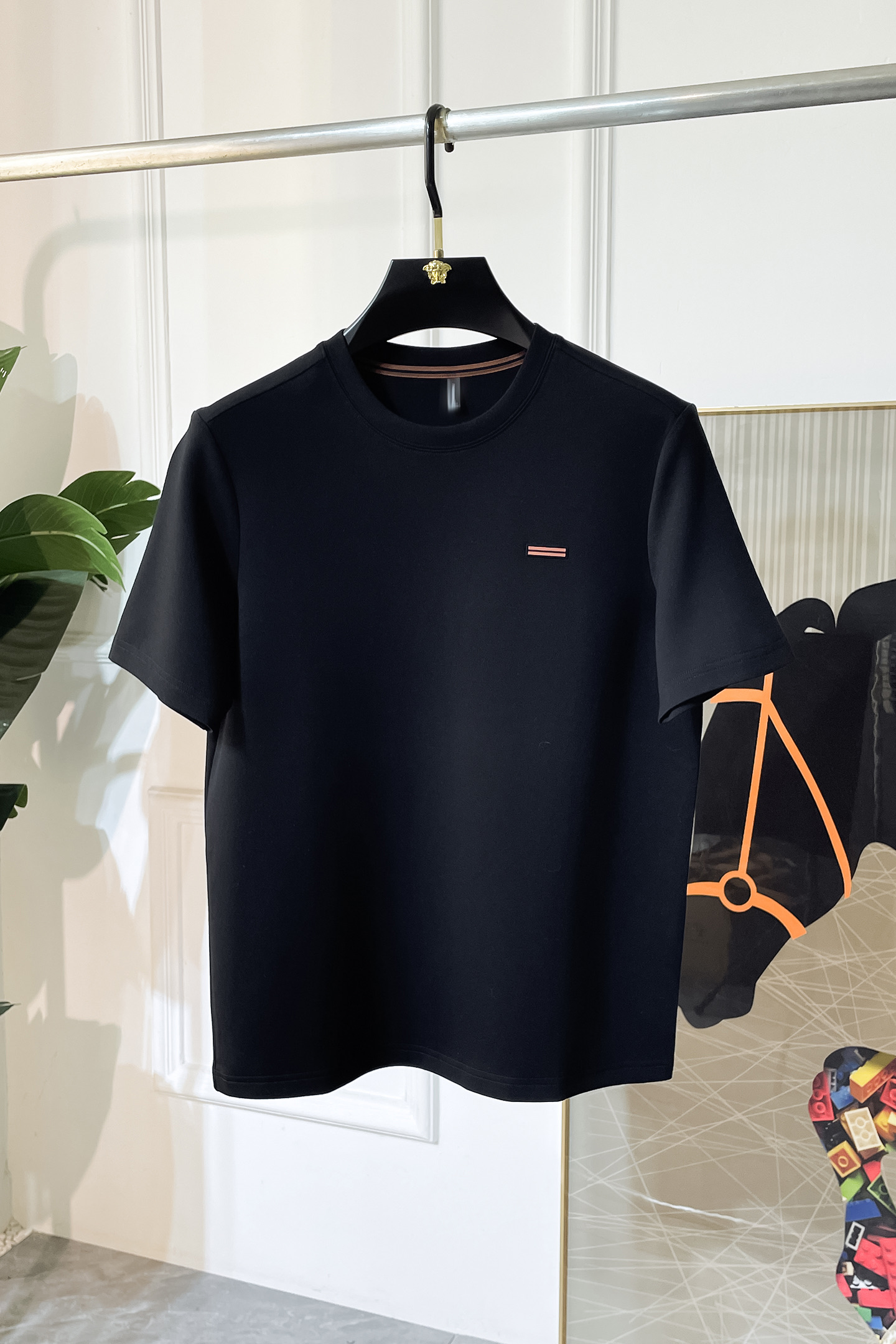 NO:522031,JINIA - 2025ss Autumn and Winter Half-sleeved T-shirt series!  Casual business wear, essential for inner wear, selected top-split modal blend fabric, the fabric feels delicate, close-fitting and comfortable without thorning, the upper body style is good, warm, the counter logo design is very unique, male gods, don’t miss it!  Size M-3XL, zegna,tees,t-shirt,alexander wang19860909杰尼娅 -2025ss秋冬半袖T恤衫系列！休闲商务外穿 内搭必备款,精选上等-精纺莫代尔混纺面料,面料手感细腻,贴身舒适不扎肉,上身版型好 穿着保暖,专柜标志设计非常独特,男神们别错过！ 尺码 M-3XL,,zegna,tees，t-shirt,alexander wang,Men's clothing