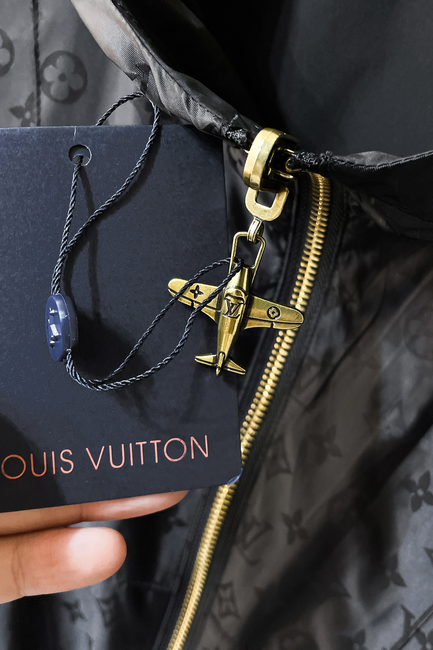 Louis Vuitton LV- 2026ss春冬大 精品双面穿夹克外套 定制高品质聚酯纤维面料 元素logo设计