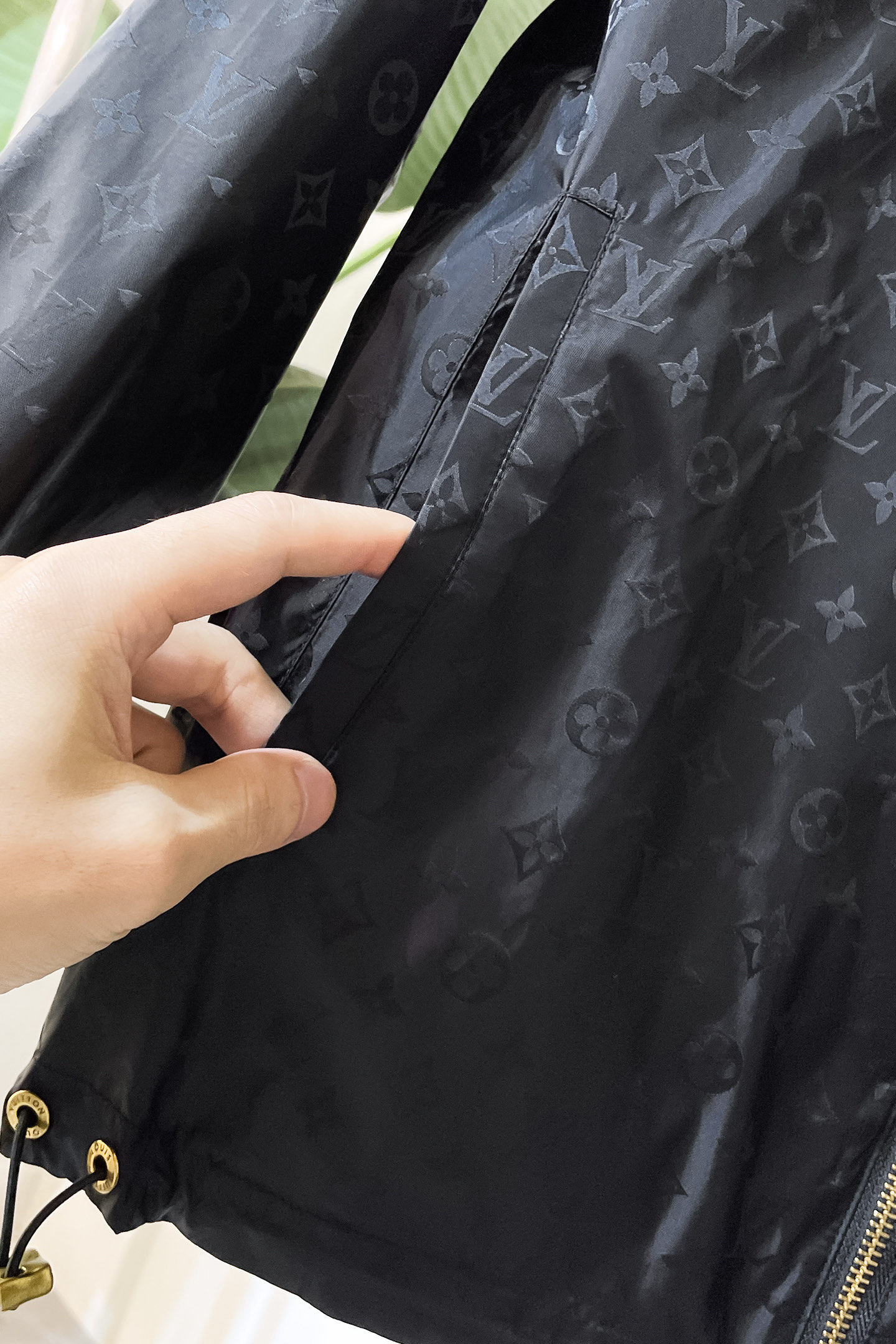 Louis Vuitton LV- 2026ss春冬大 精品双面穿夹克外套 定制高品质聚酯纤维面料 元素logo设计