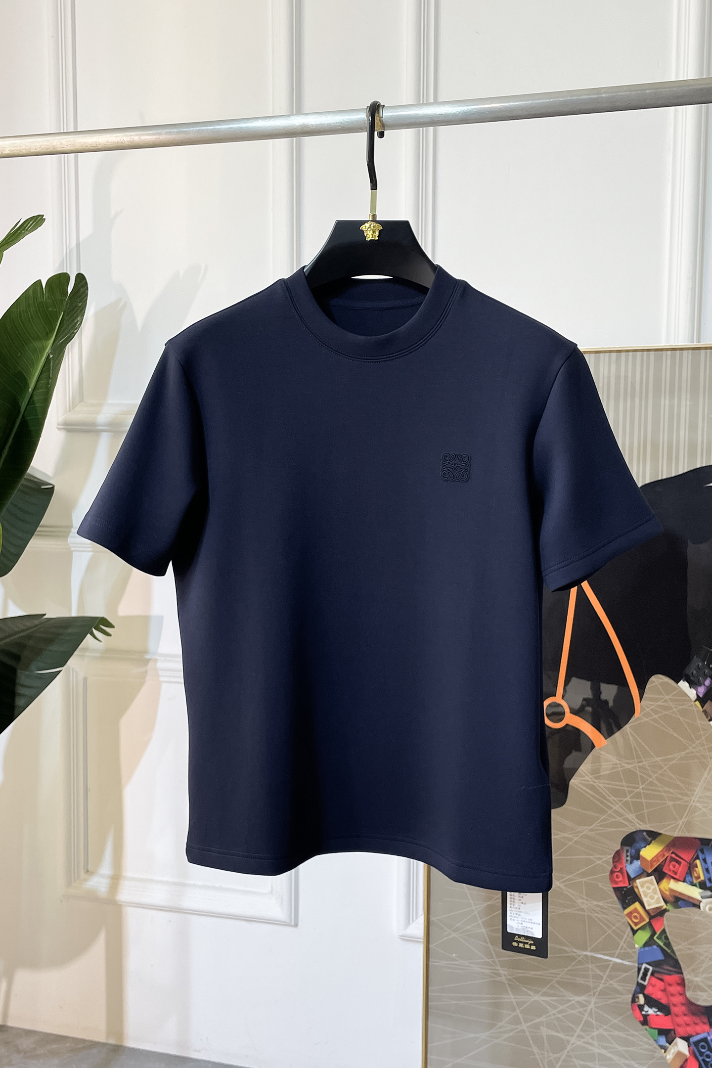 NO:538161,Luo Yiwei - 2025ss autumn and winter half-sleeved base shirt series!  Casual business wear, essential for inner wear, selected top-split modal blend fabric, the fabric feels delicate, close-fitting and comfortable without thorning, the upper body style is good, warm, the counter logo design is very unique, male gods, don’t miss it!  Size M-4XL Maximum wearable pounds!  ,alexander wang19860909罗薏葳 -2025ss秋冬半袖打底衫系列！休闲商务外穿 内搭必备款,精选上等-精纺莫代尔混纺面料,面料手感细腻,贴身舒适不扎肉,上身版型好 穿着保暖,专柜标志设计非常独特,男神们别错过！ 尺码 M-4XL 最大可穿斤！,,alexander wang,Men's clothing