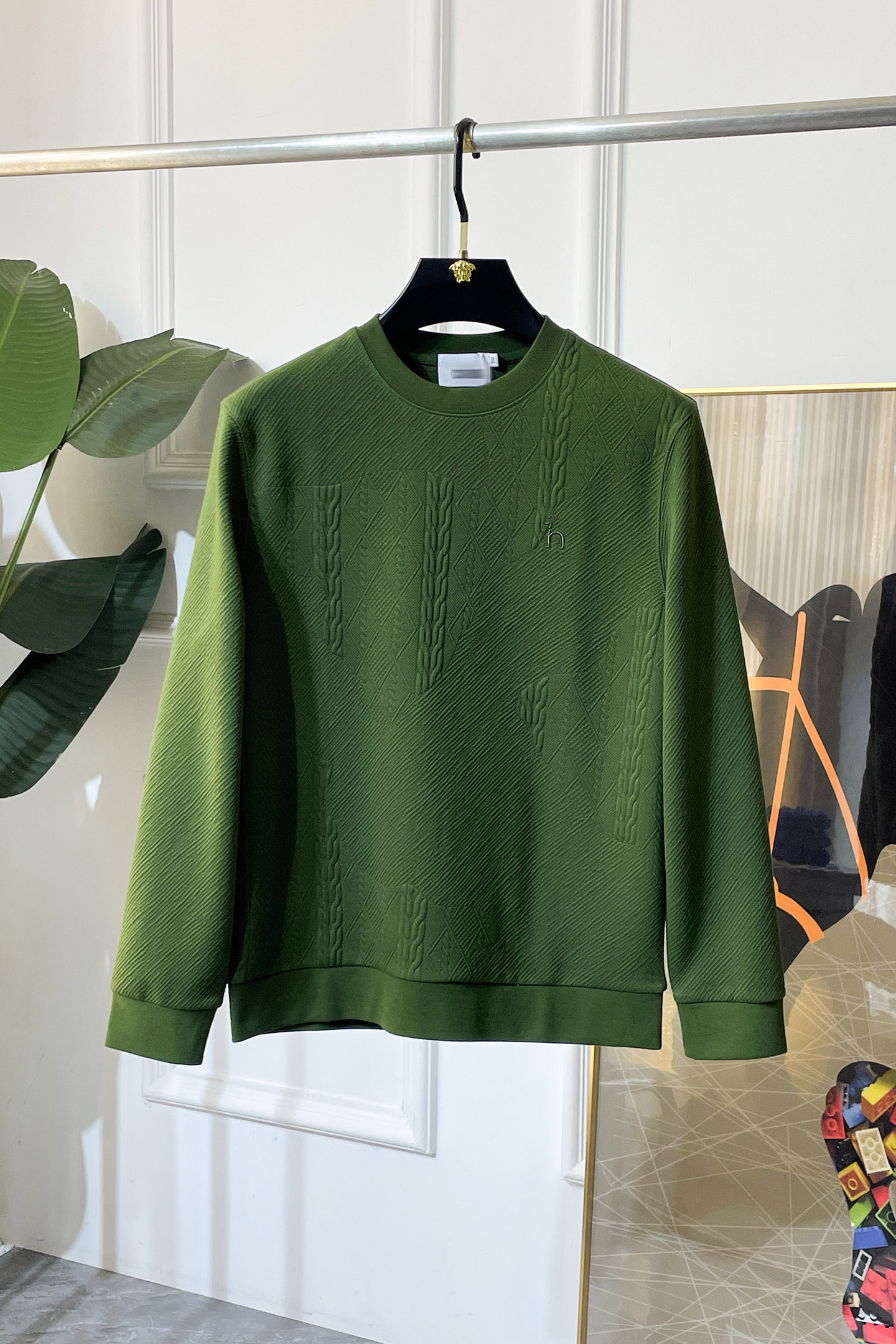 NO:573663,Hermès - 2025ss autumn hot new model, the highest version of fashionable pullover sweatshirt and T-shirt, a classic that must be released every year. Favored and respected by major stars, it selects high-end European cotton blended fabrics, made with heavy craftsmanship, original hardware accessories logo design, soft and smooth, and dense texture!  Stylish upper body!  One of the impeccable must-have styles for autumn!  M-3XL,,hermes,hoodie,sweatshirts,tees,t-shirt,alexander wang19860909爱玛仕 - 2025ss秋季大爆新款,最高版本时尚套头卫衣T恤、每年必出的经典之作.受各大明星的青睐推崇,精选高端欧棉混纺面料,重工艺制作,原版五金辅料logo设计,柔软顺滑,质地密实！上身时尚有型！秋季无可挑剔必选款式之一！M-3XL,,hermes,hoodie,sweatshirts,tees，t-shirt,alexander wang,Men's clothing