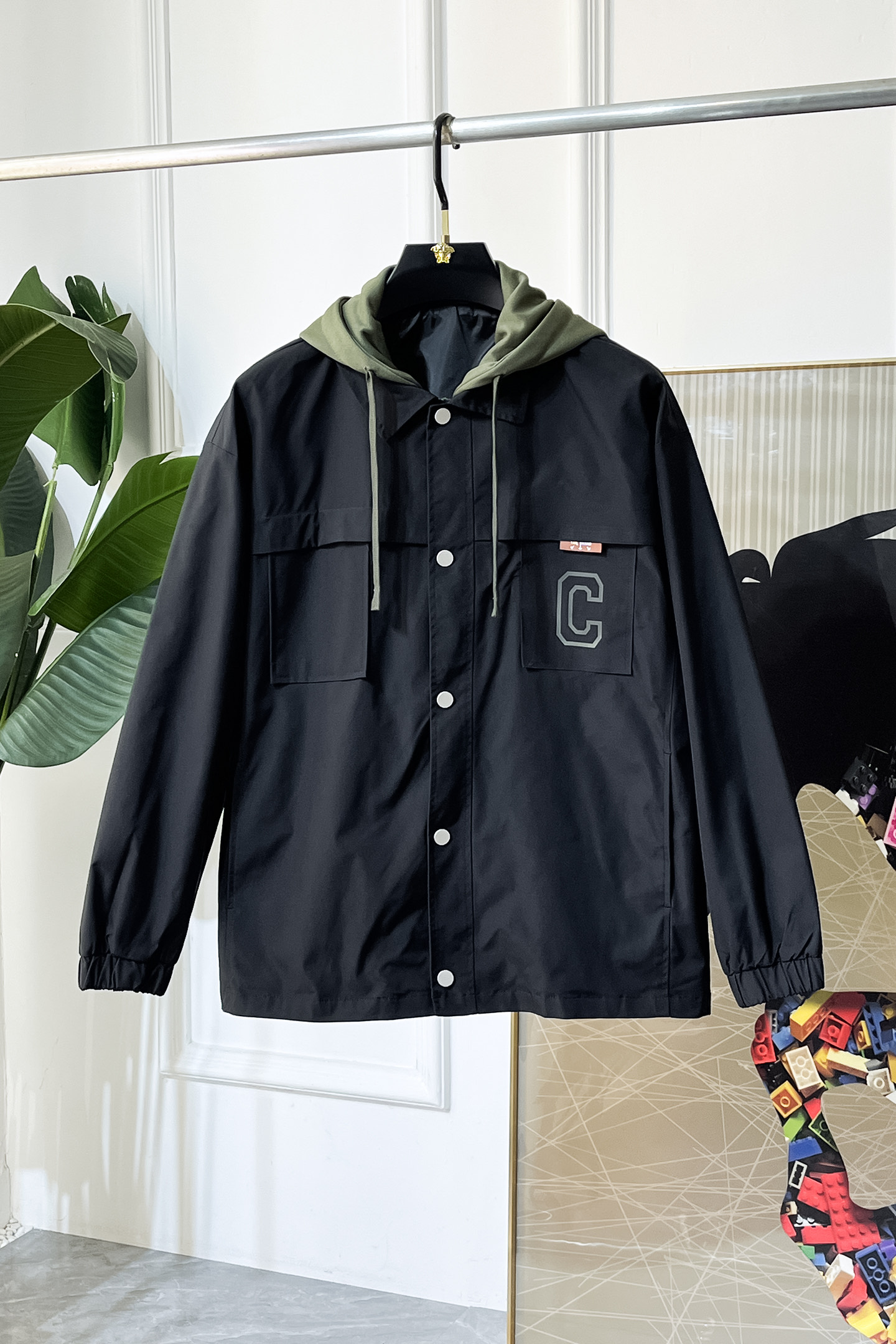 NO:625190,Celine's 25 official website updates simultaneously, continuing the family's hip-hop style, a representative of youth, splicing hats to make you more youthful, age-reducing style, super versatile M-3XL, please provide your height and weight when placing an order, celine, hats, alexander wang19860909Celine 25款官网同步更新 延续家族嘻哈风格 年轻的代表 拼接帽子更显气质小年轻 降龄款 超级百搭 M-3XL 下单提供身高体重,,celine,hats,alexander wang,Men's clothing