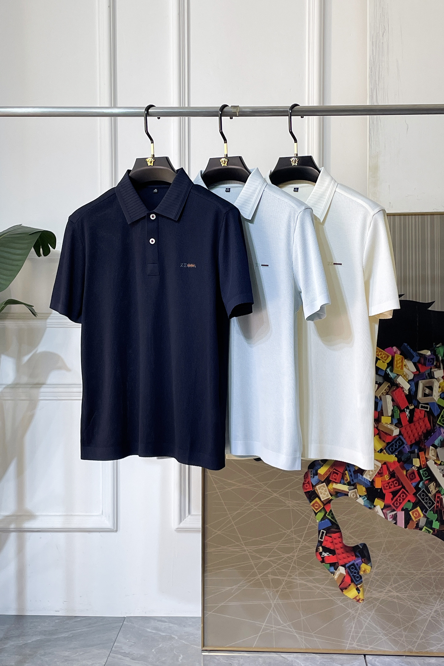 NO:760746,Zegna - 2026ss New Year of the Horse spring and summer new polo collar short-sleeved series. Selected high-quality double mercerized pique cotton fabrics, fashionable big-name element logo design, awesome upper body shape, fine, comfortable and breathable fabrics, super good-looking and a must-have for fashionable men with any combination!  Sizes M-3XL can fit up to 200 pounds!  ,,zegna,T-shirt,19860909杰尼娅 - 2026ss马年春夏新款polo领短袖系列.精选优质双丝光珠地棉面料,时尚大牌元素logo设计,上身版型超赞,面料细腻舒适透气,随意搭配都超级好看时尚型男必备款哦！尺码M-3XL 最大可穿200斤！,,zegna,T-shirt,,Men's clothing