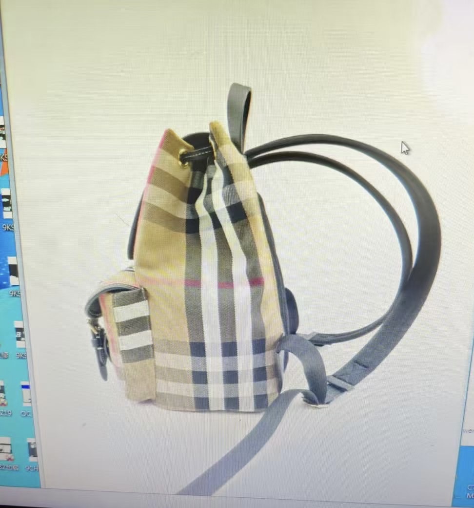 Burberry The foreign production order drawing counter of the foundry is still 2 months late.