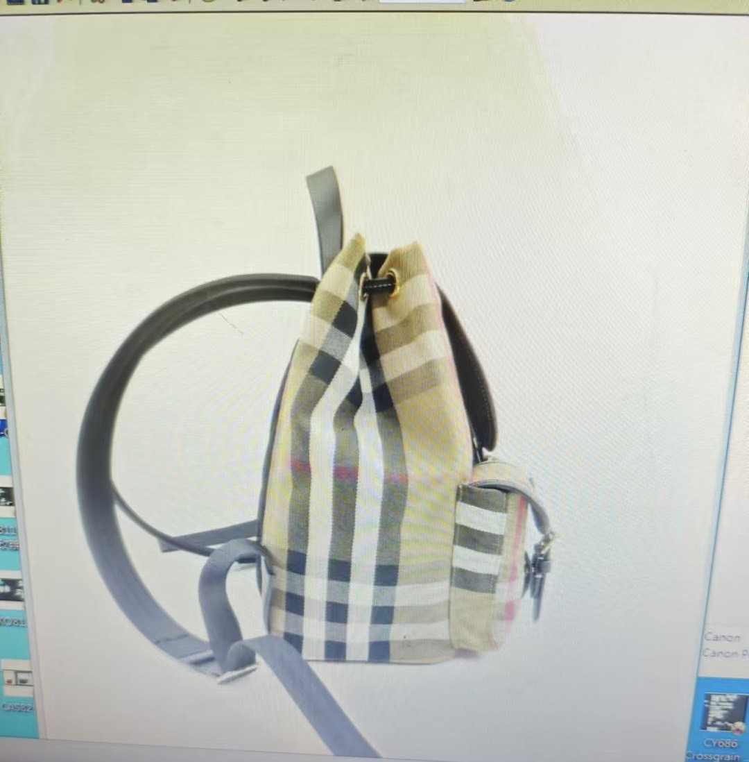Burberry The foreign production order drawing counter of the foundry is still 2 months late.