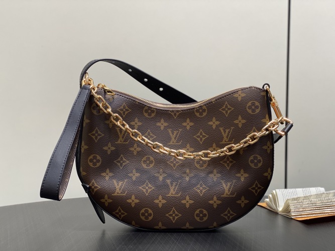 Louis Vuitton Cookie BB Handbag Monogram Canvas with Chain - Crossbody & Shoulder Bag 1 Louis Vuitton Cookie BB Handbag Monogram Canvas with Chain - Crossbody & Shoulder Bag