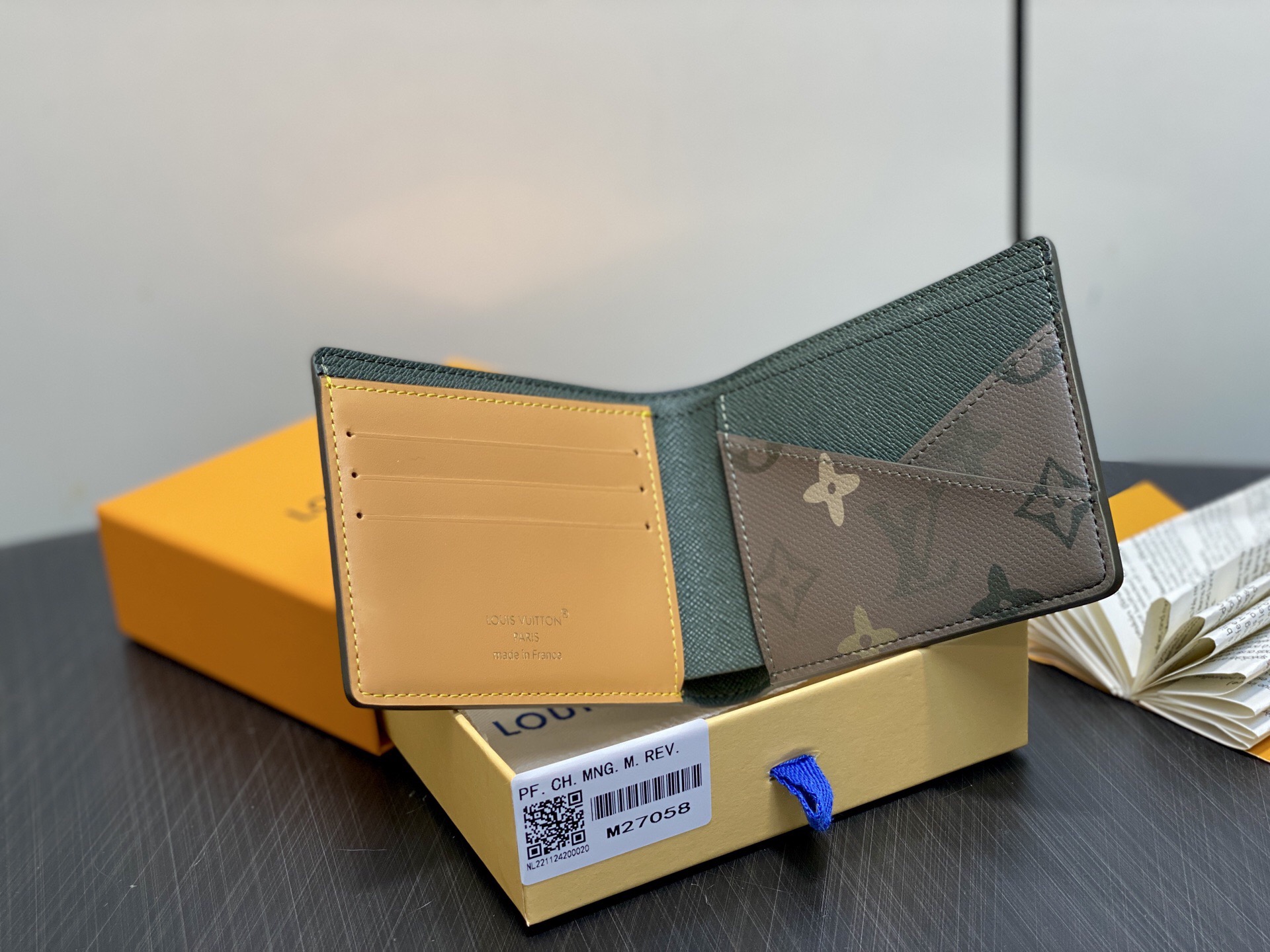 LV Style Beige Canvas Wallet Bags Wallet detail image 7 from source 759917