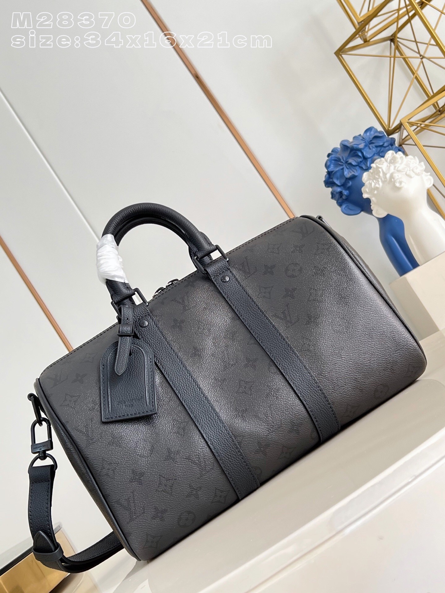 Handbag M28370 10255