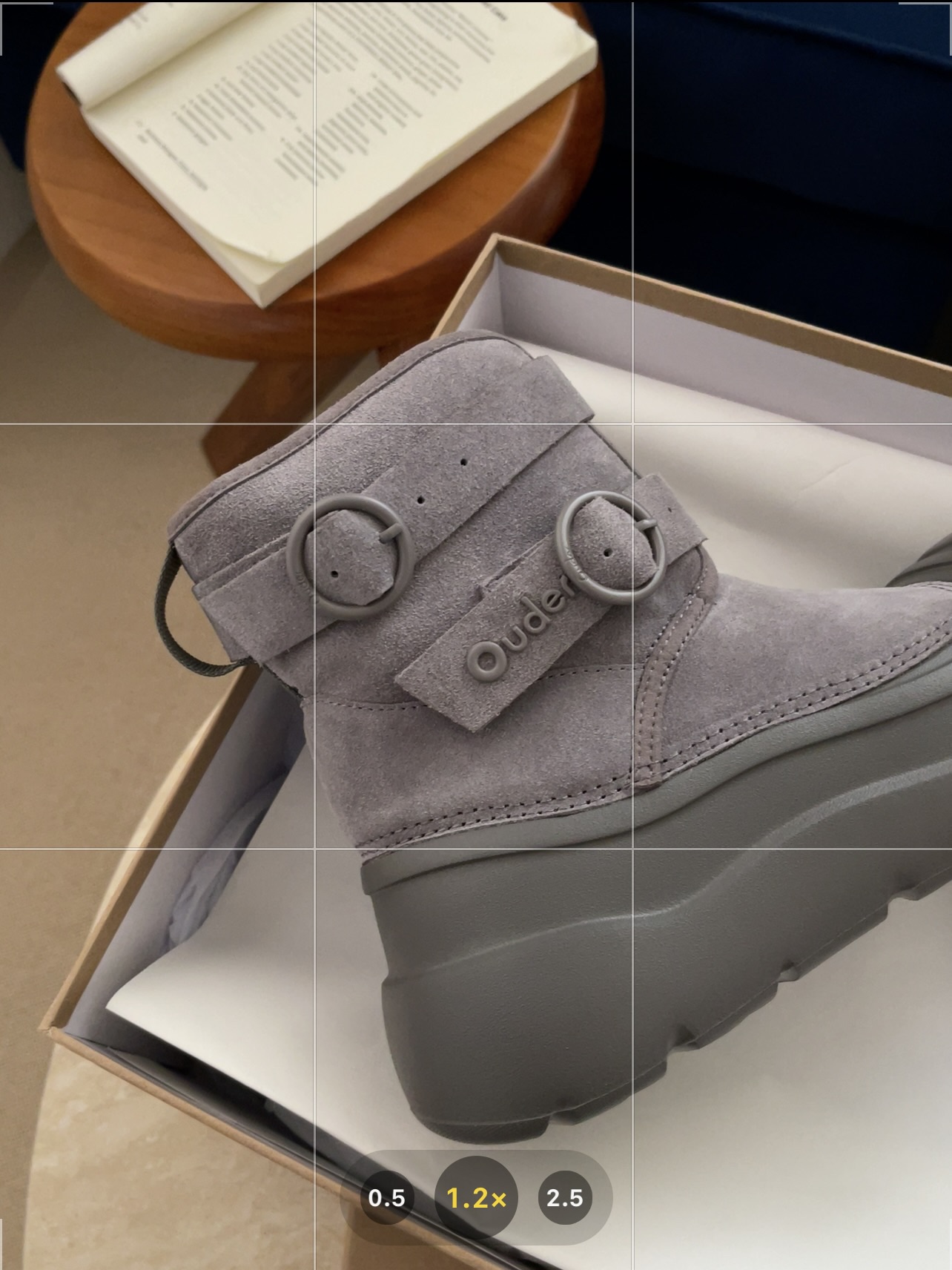 “Stylish Grey Snow Boots with Adjustable Fit and High Comfort Level” - 图片 6