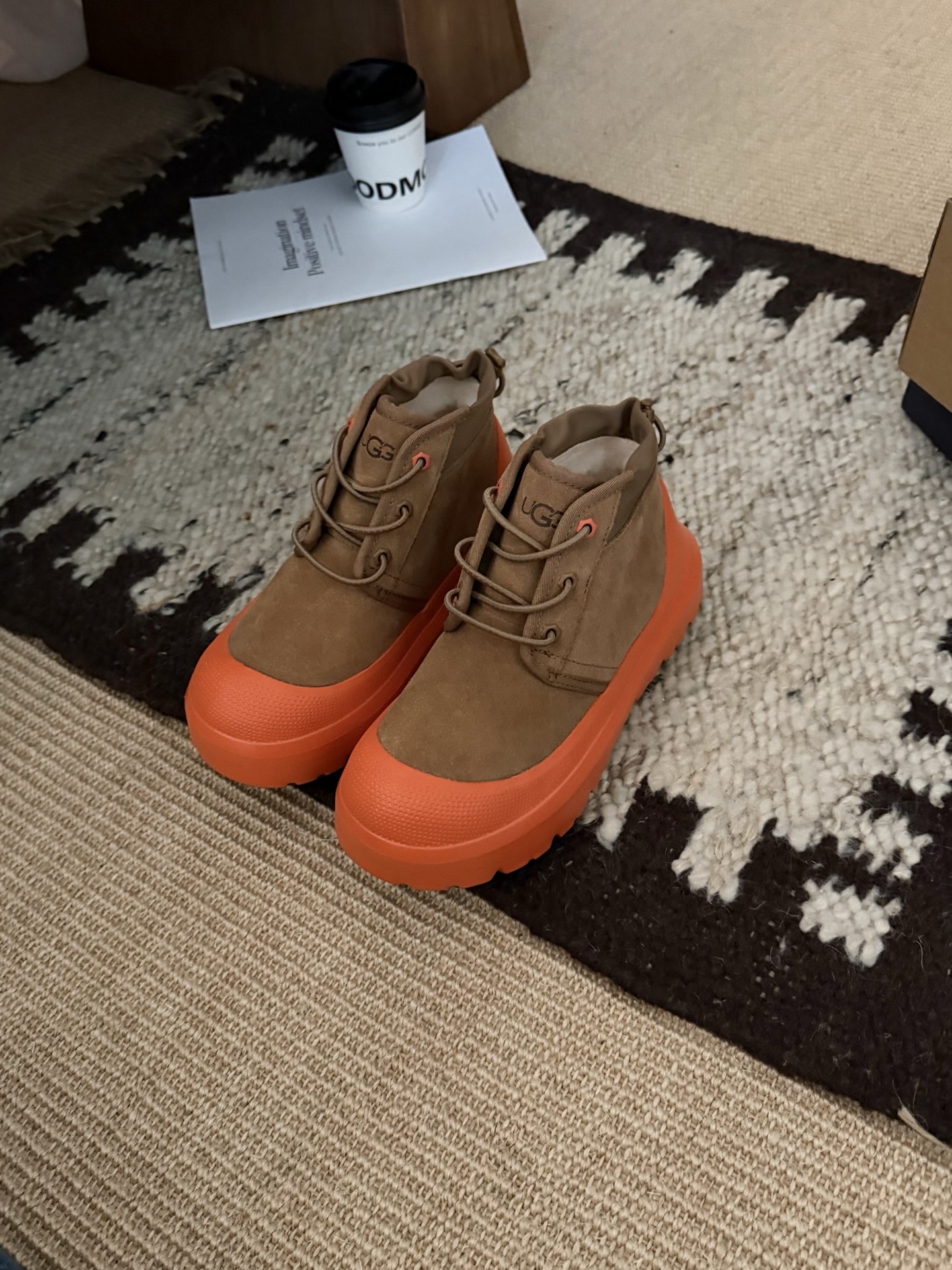 NO:559389,Maroon orange bottom details., snow boots, boots19860909栗色橙底细节.,雪地靴,boots,Women's Shoes