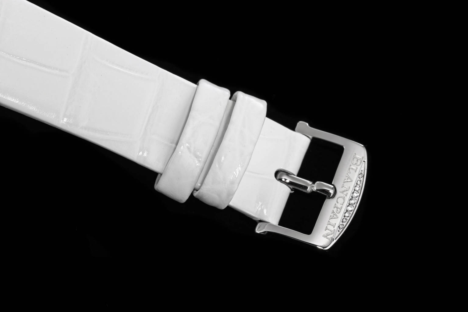 Luxury Ladybird Colors Phases de Lune Diamond Watch Review - 图片 9