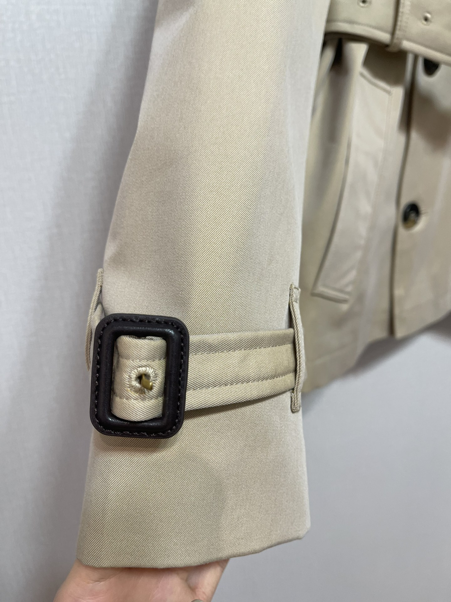 Burberry-Inspired Short Trench Coat: Classic British Style, Flattering Fit 7 i1740292936 3592 6