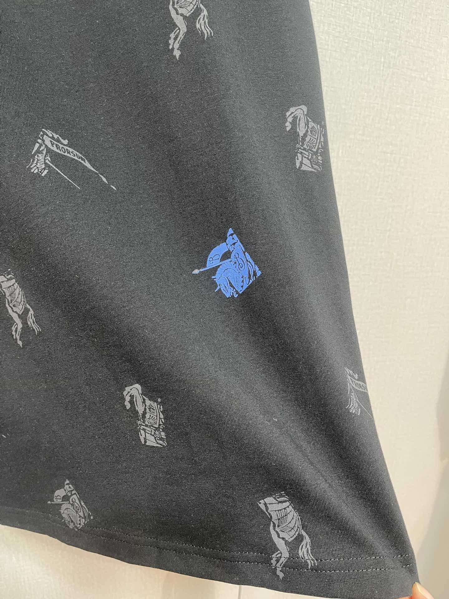 2025 Pablo Short Sleeve T-Shirt: Fashion Treasure for Women, Stylish and Comfortable. - 图片 5