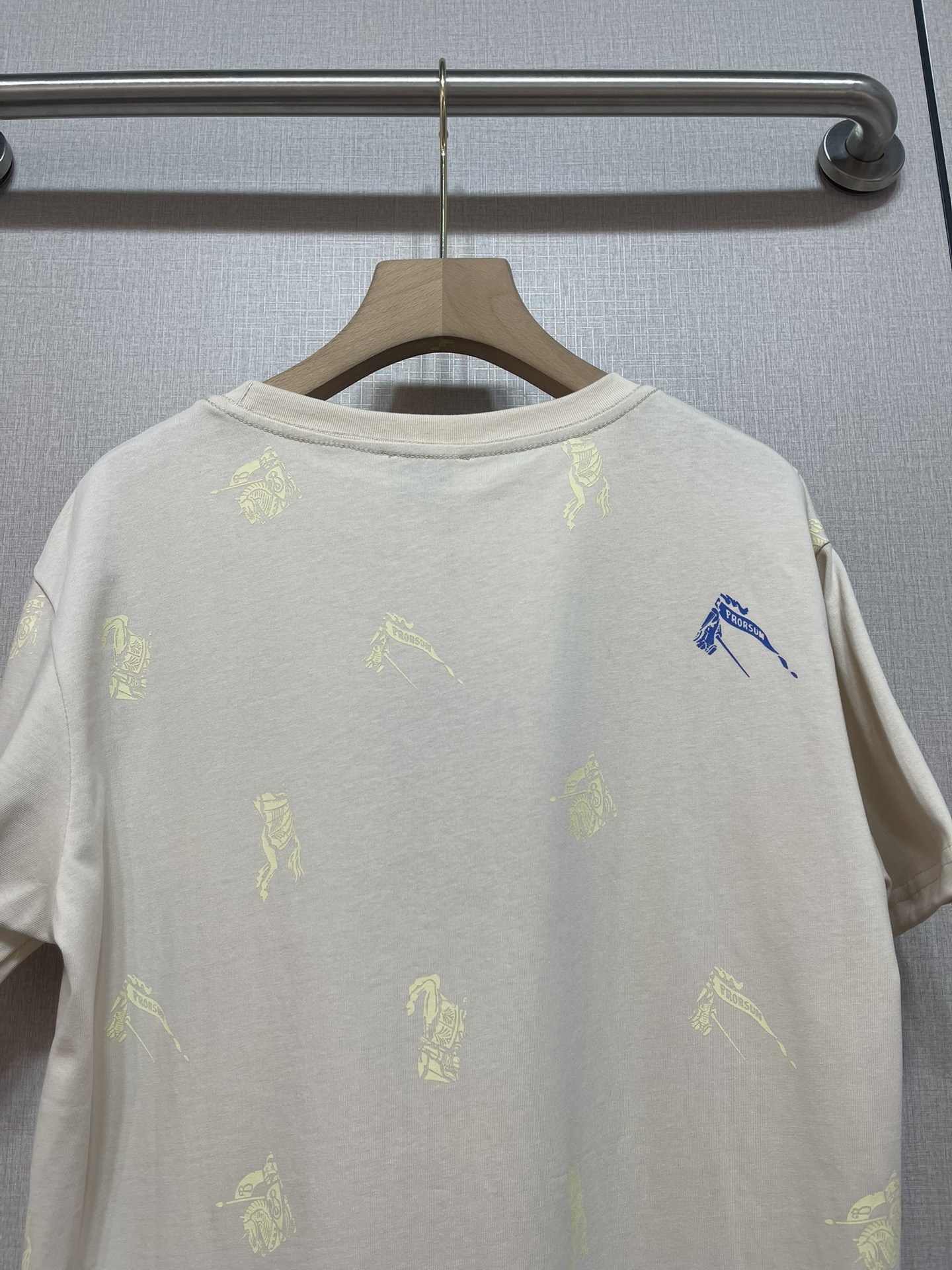 2025 Pablo Short Sleeve T-Shirt: Cotton Luxury for Fashion Bosses and Trendsetters - 图片 7