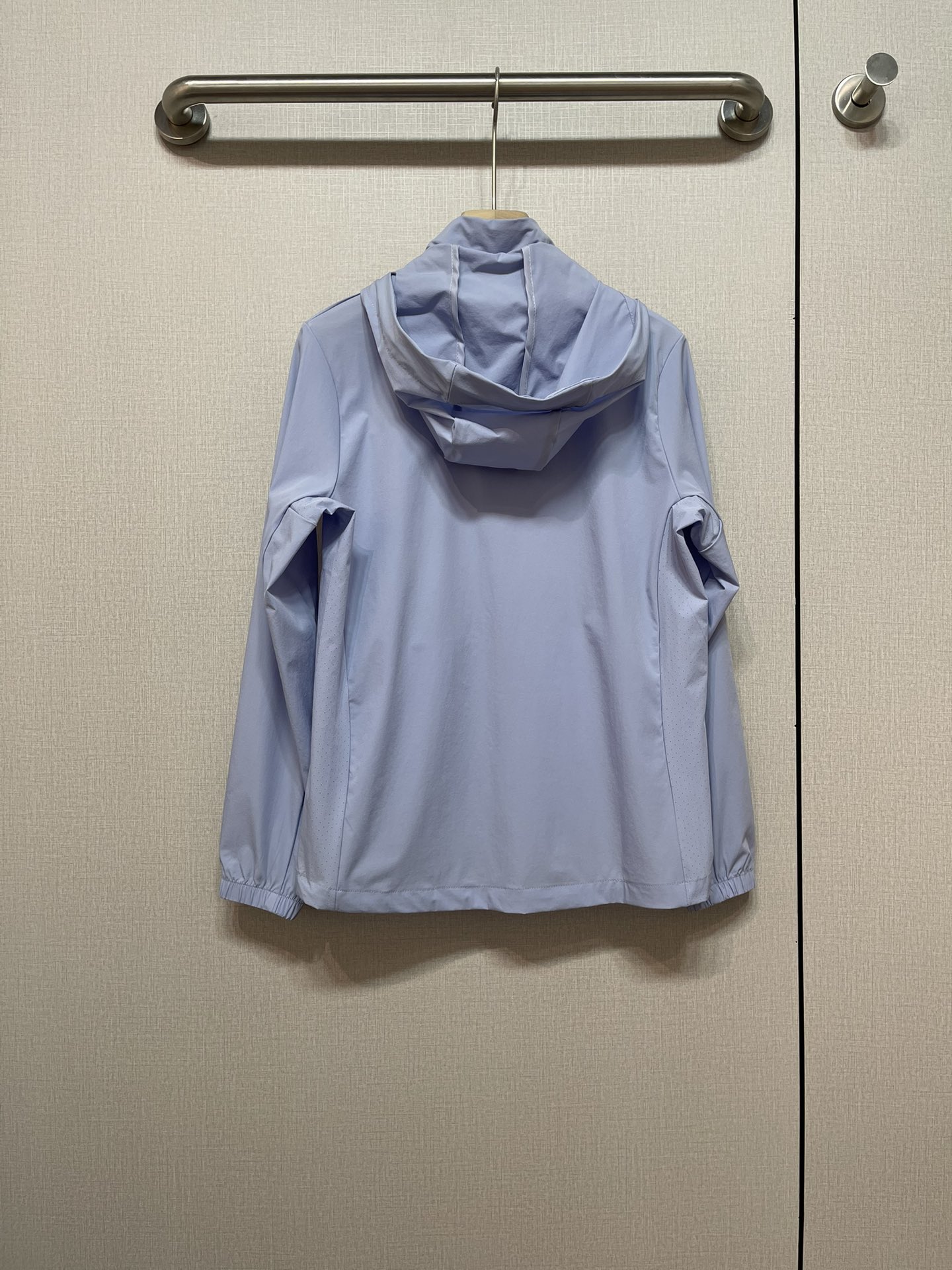 2025 Summer UV Women’s Suit with High-Tech Features for Sun Protection - 图片 9