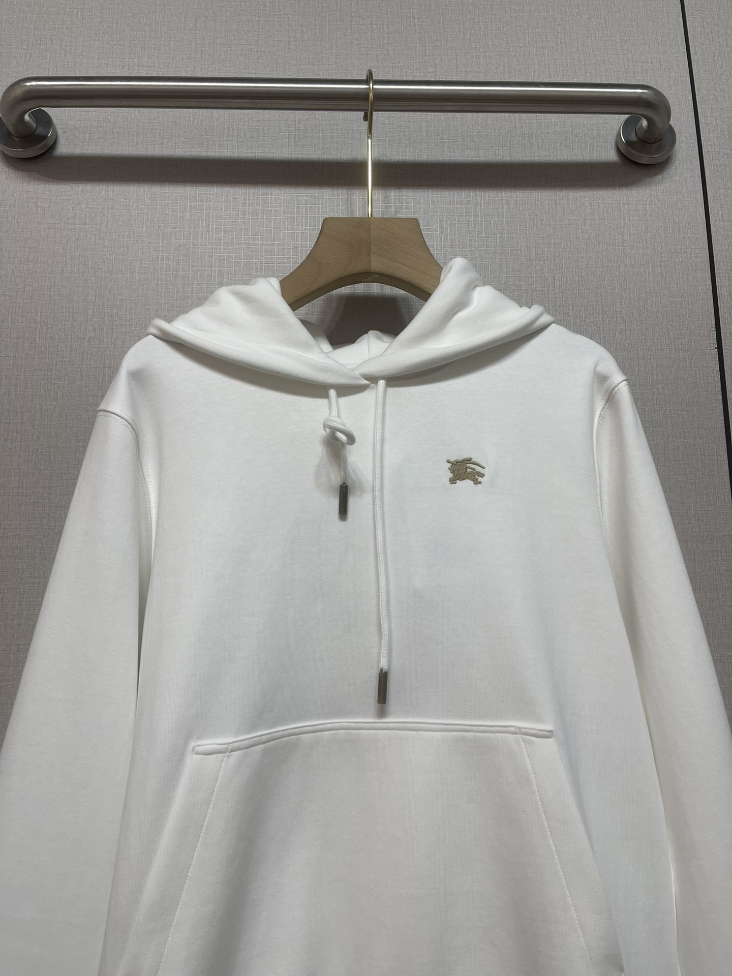 2025 Brand-New Barbolis Women’s Suit: High-Quality Fabrics, Modern Design, Perfect Embroidery – Fashion Sense for the New Year - 图片 2