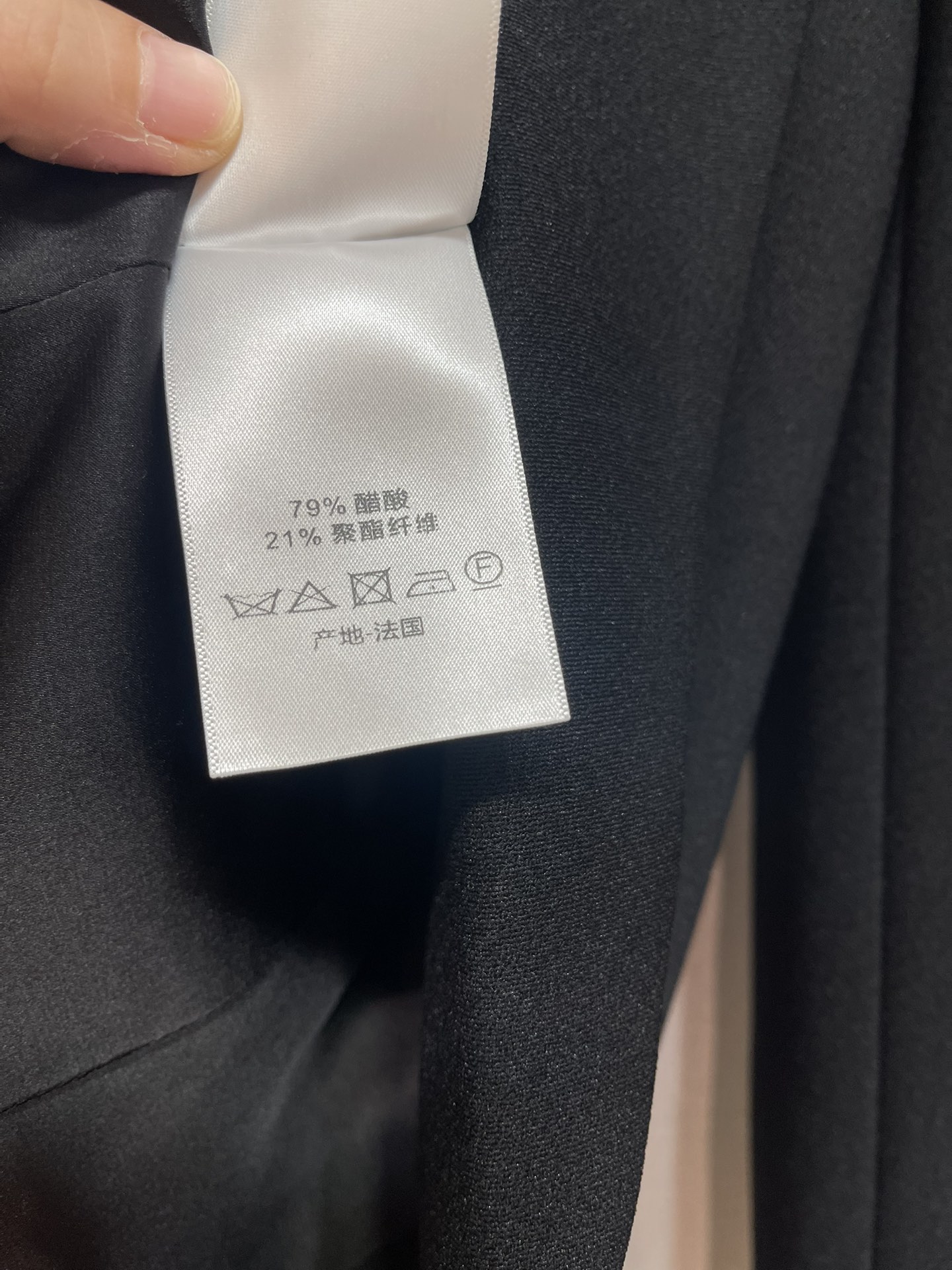“Hard-Core Woman Fashion: P912 Black Short Suit Coat with Tacks in SMLXL Sizes” - 图片 9