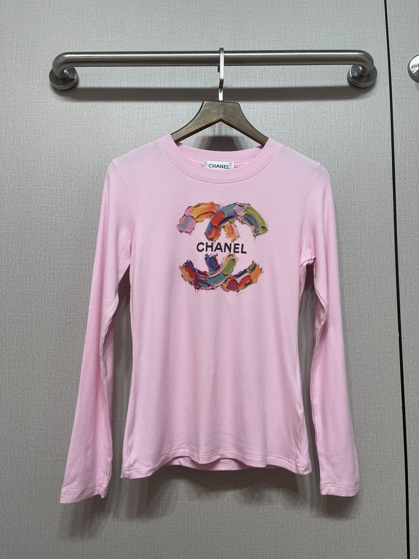 T-shirt à Manches Longues Chanel Imprimé Numérique en Coton Stretch