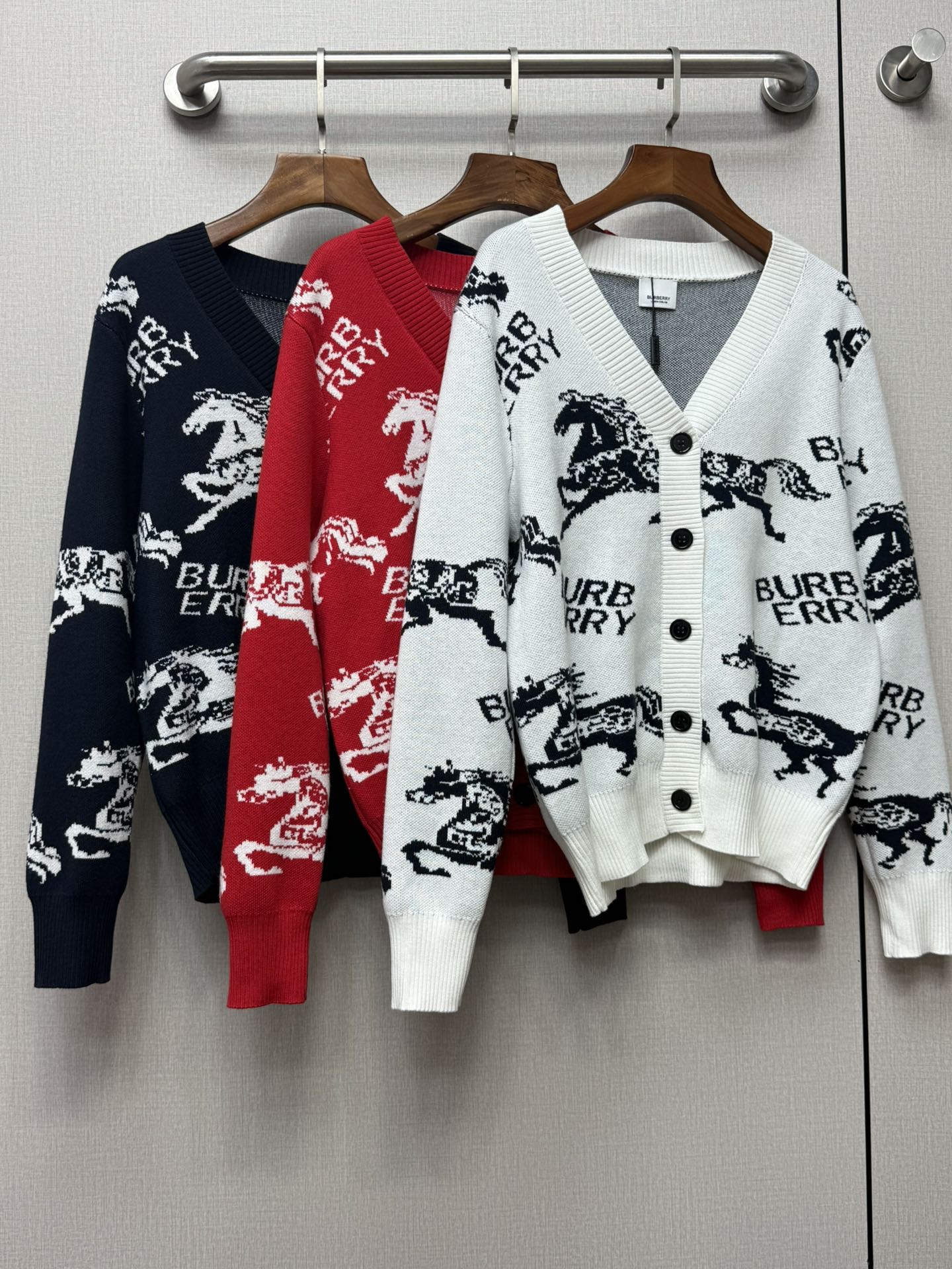 버버리 여성 가디건 103033 Burberry Cardigan