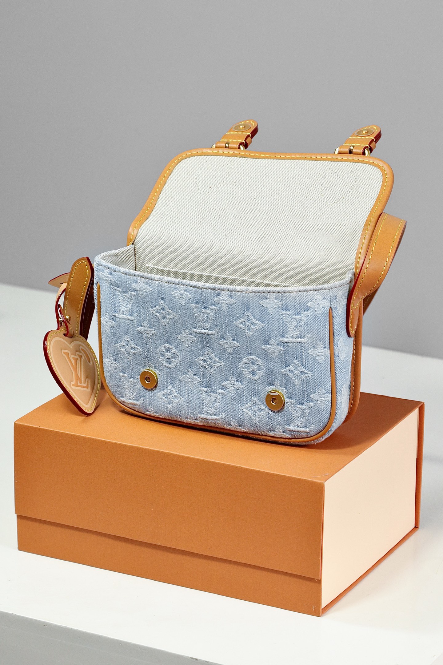 루이비통(KIMI) 143373 가방 Louis Vuitton Bag 상세 이미지 9