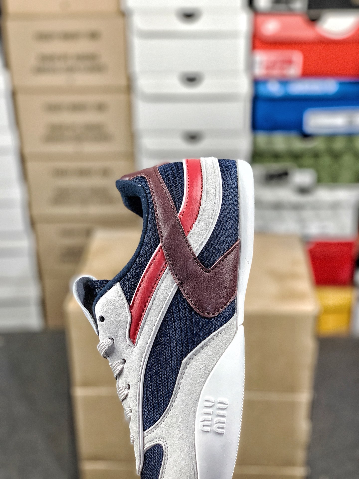 本地自取💰260 放店私
#MiuMiu Calzature Donna 谬谬低帮复古德训鞋 男女款 休闲鞋 
尺码：36-45
编码#A25YTXXA70