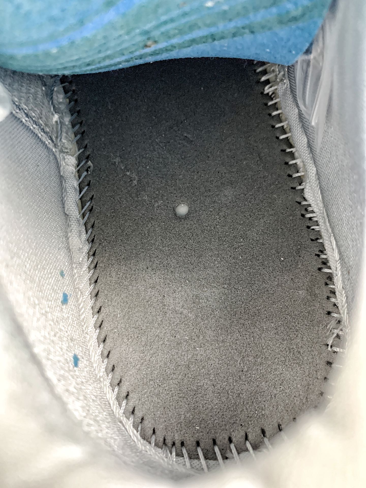 特价💰170
#公司级福利 Air Jordan 1 Low 乔1 AJ1低帮板鞋
货号：HQ2004-400
尺码：36-46 带半码
编码#A18YTXLA10