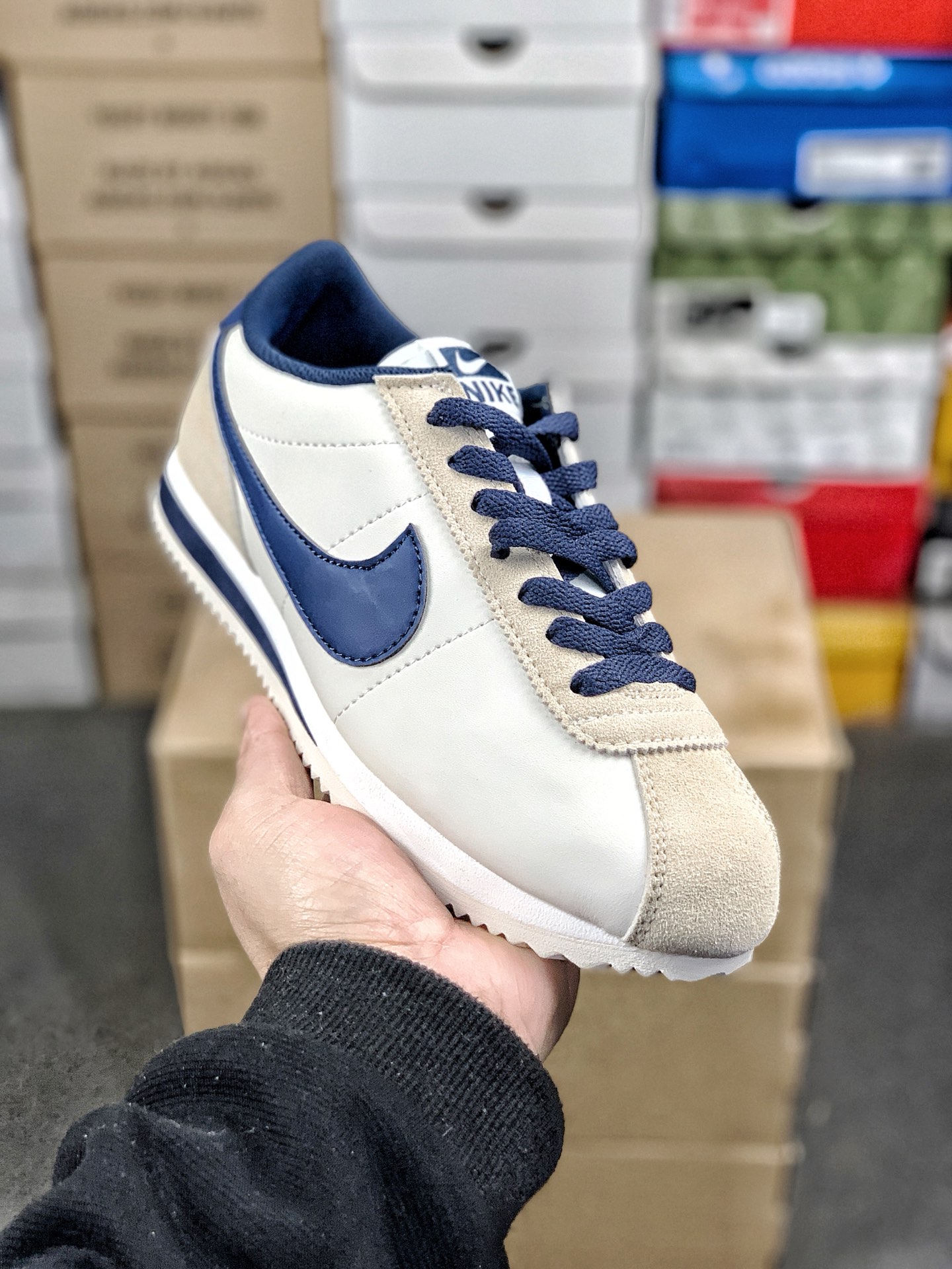 _duu9sDa_82gkbeW1K2cNnI8aVGZJM1FEX82bymg