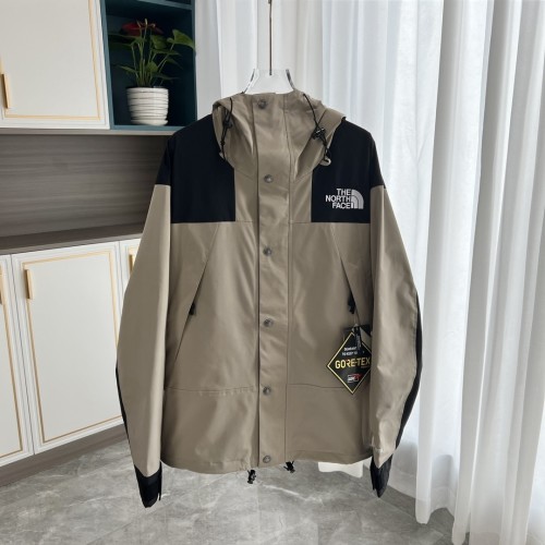 The North Face 1990 Gore-Tex Mountain Jacket - Waterproof and Breathable 1 The North Face 1990 Gore-Tex Mountain Jacket - Waterproof and Breathable