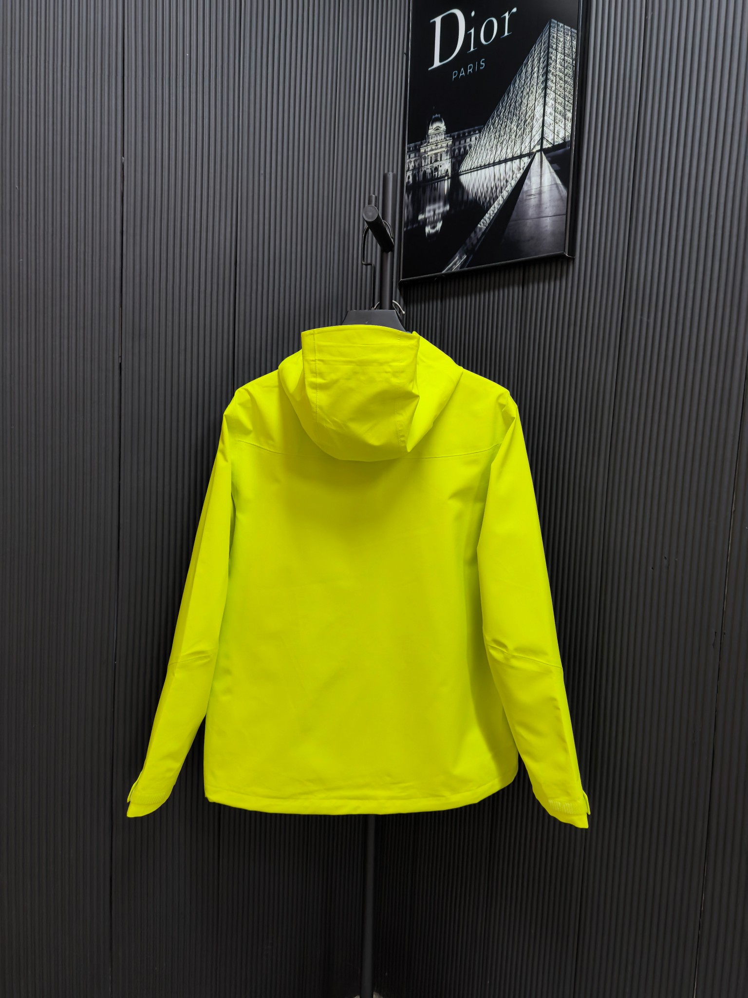 KALESTONE Outdoor Waterproof Jacket with Logo Embroidery – Windproof, Durable, and Stylish - 图片 2