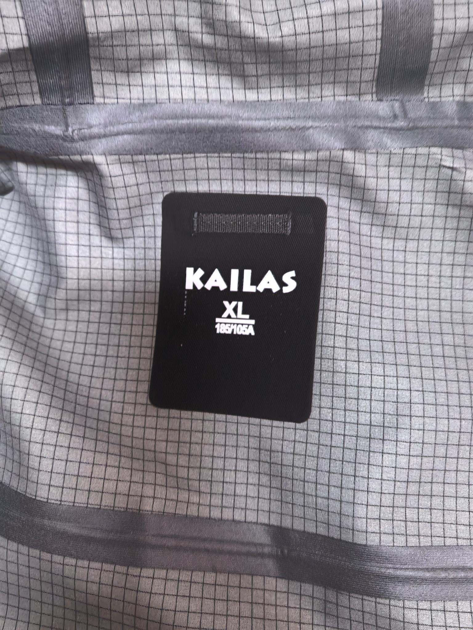 KALESTONE Outdoor Waterproof Jacket with Logo Embroidery – Windproof, Durable, and Stylish - 图片 7