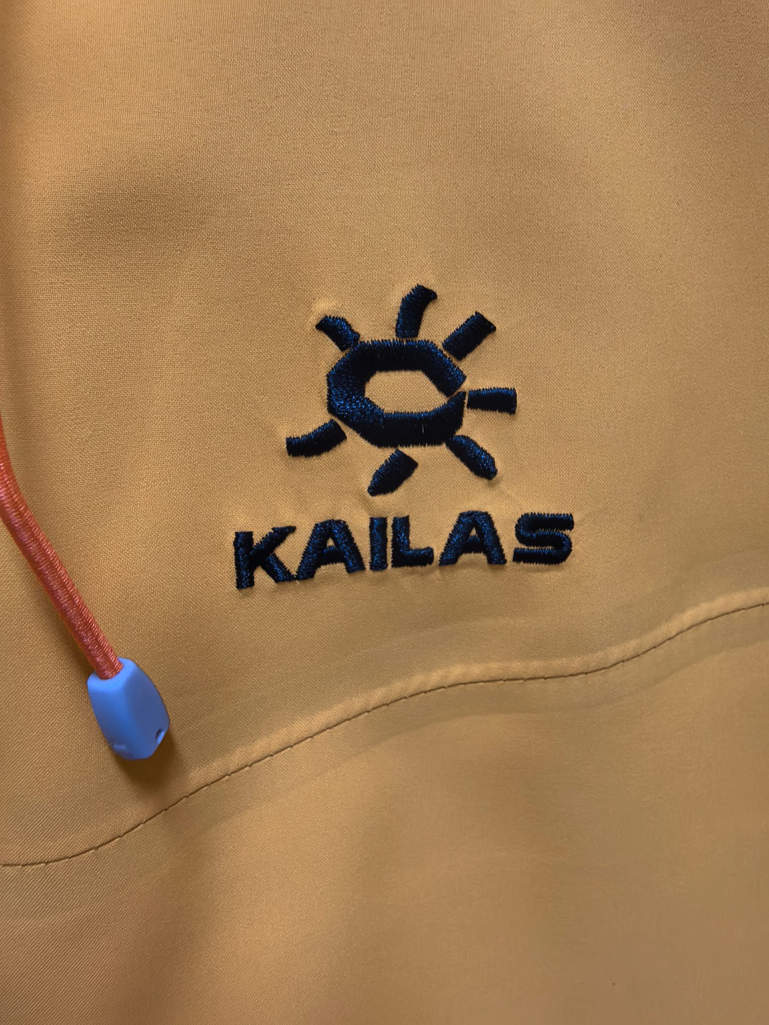 KAILAS Outdoor Waterproof Jacket with Logo Embroidery – Windproof and Durable Gear - 图片 4