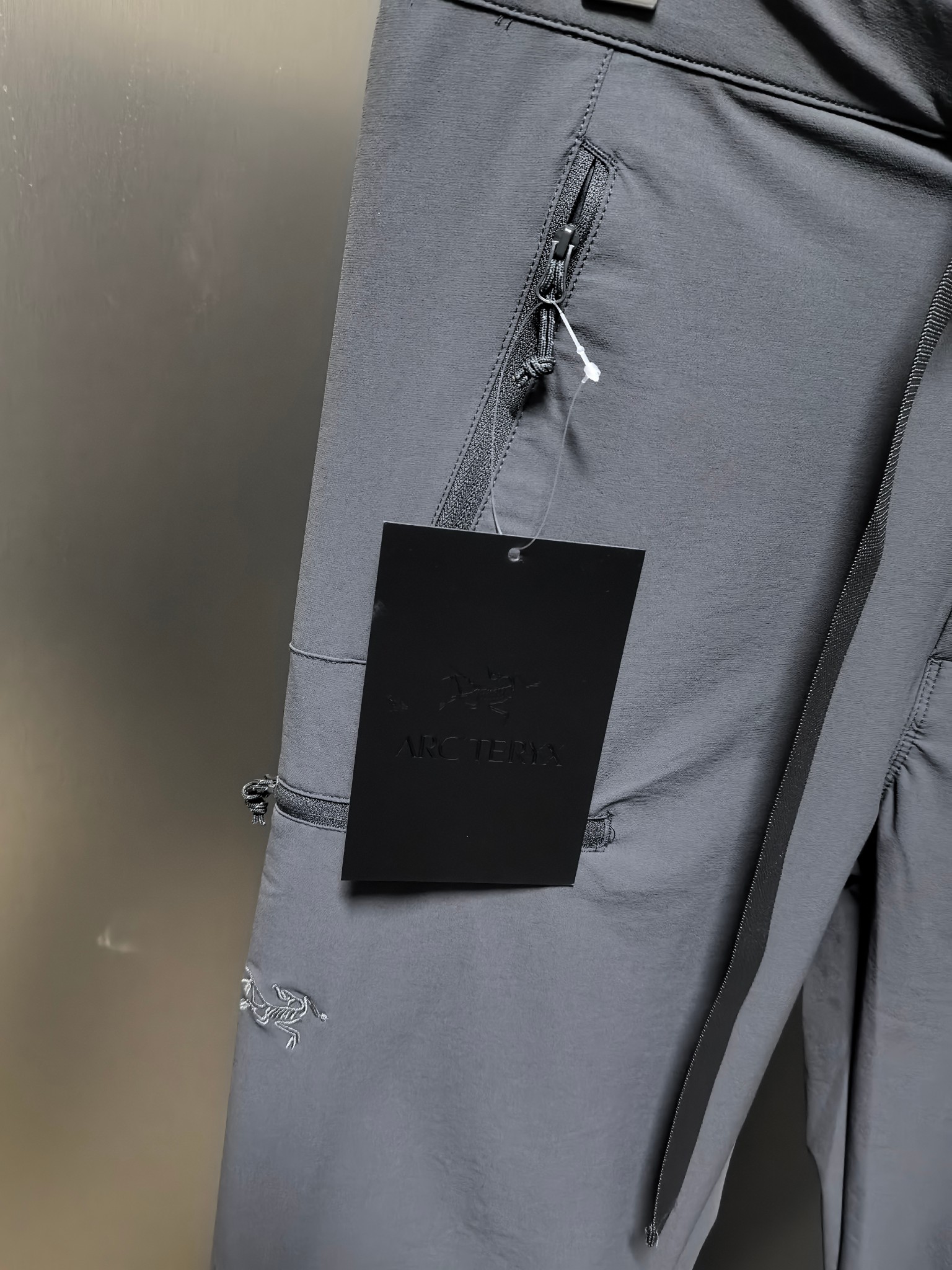 Arc’teryx Gamma AR Pants: High-performance, versatile, and durable outdoor pants for all activities. - 图片 2